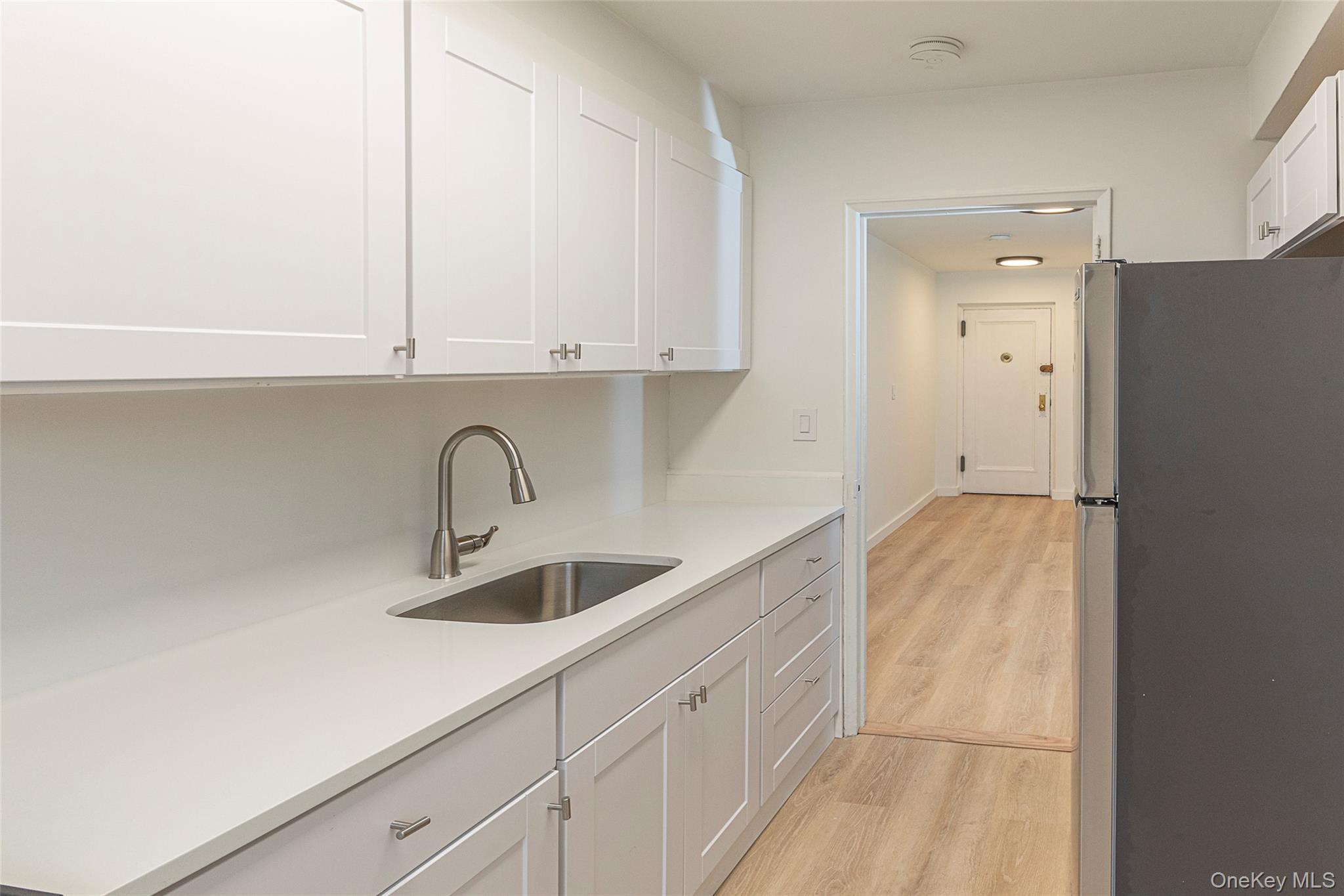 30 Fleetwood Avenue 2e Property Photo 6
