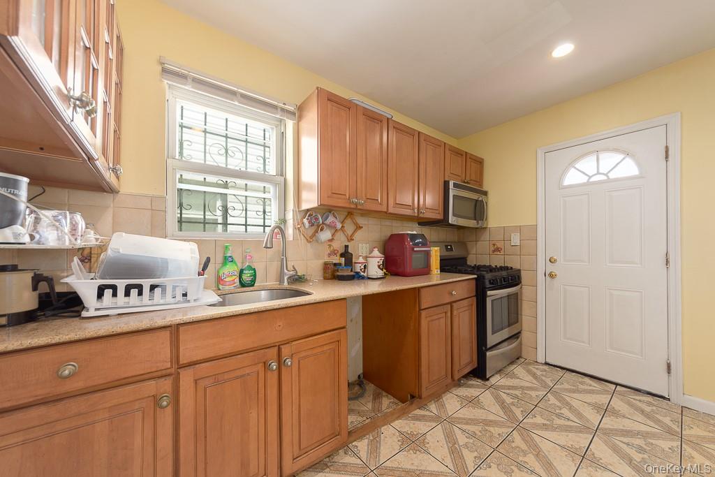13449 230th Street Property Photo 5