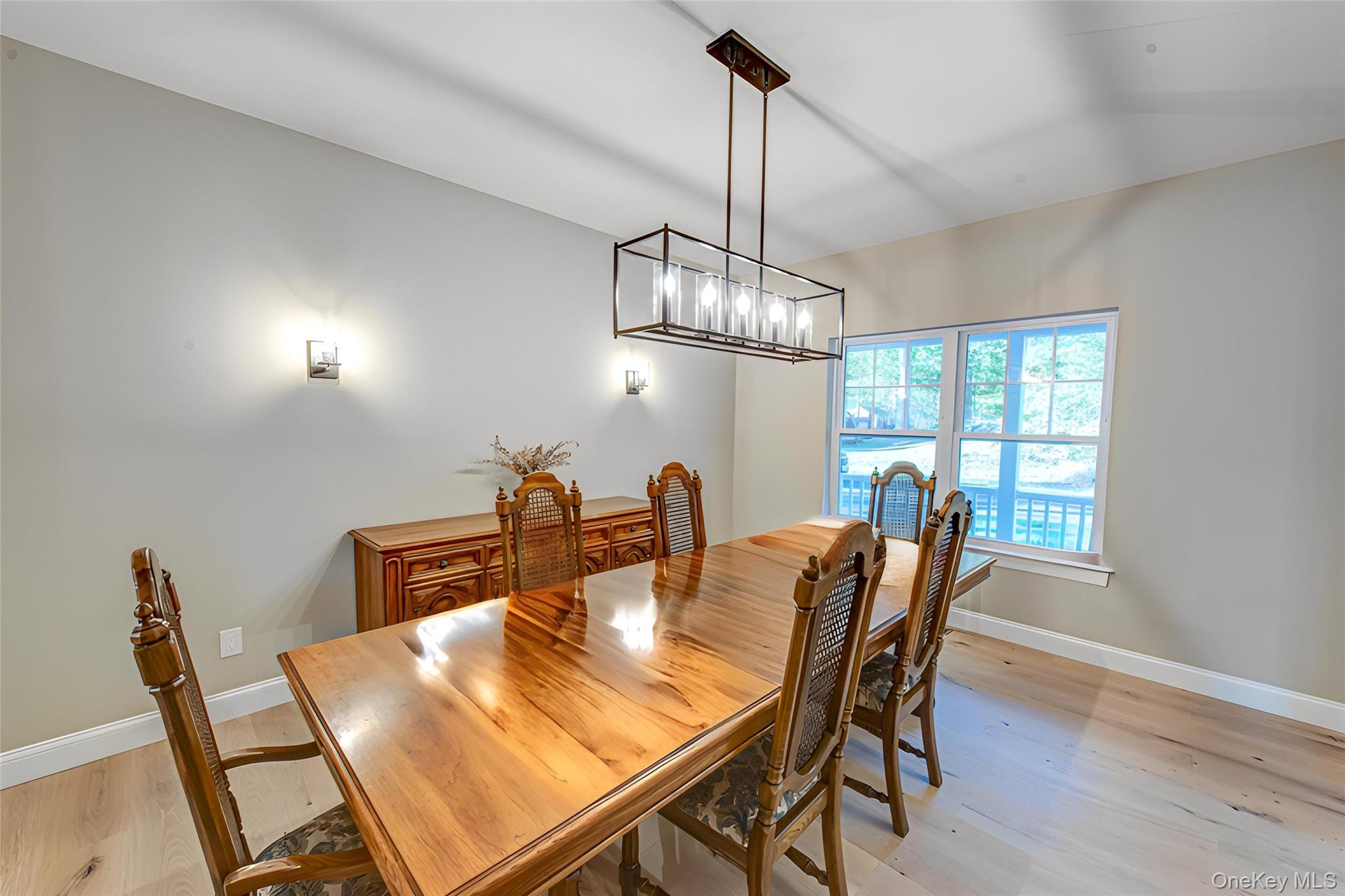 457 Pond Path Property Photo 11