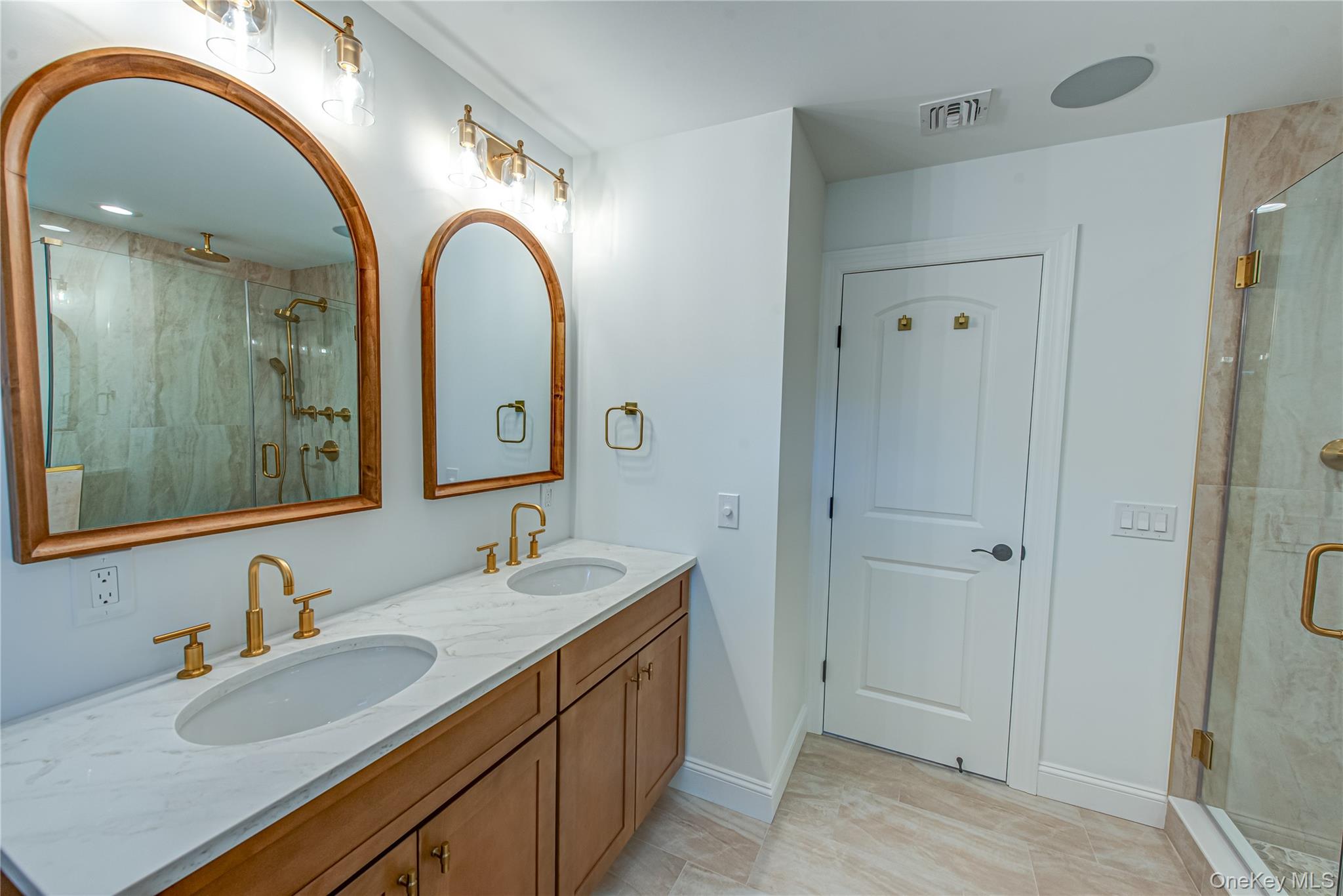 457 Pond Path Property Photo 22