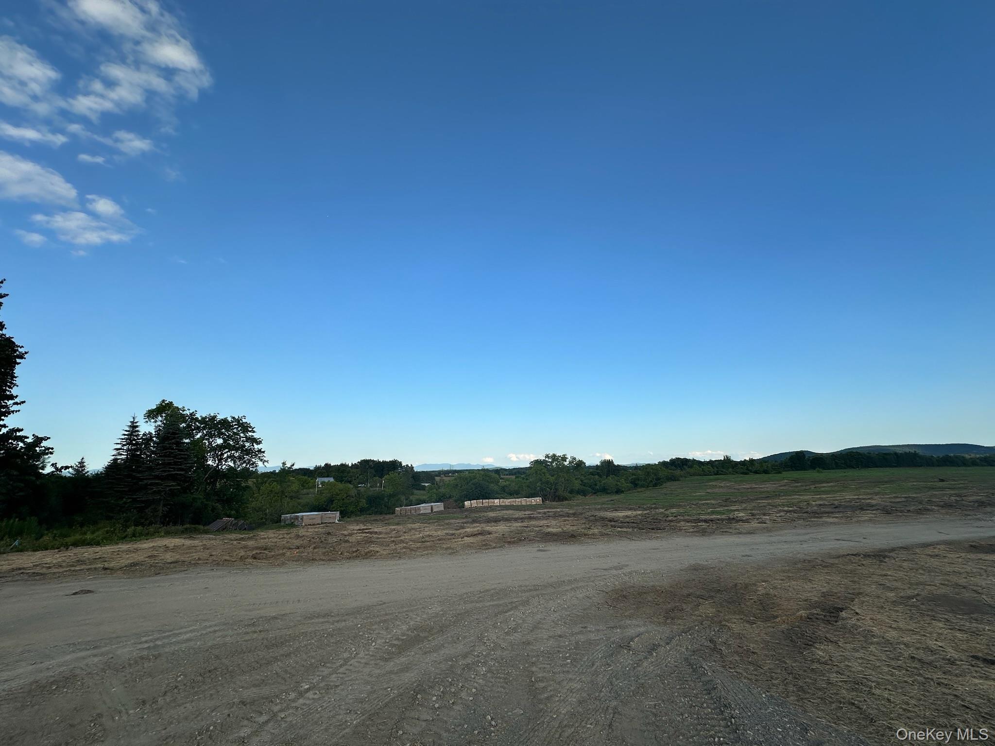 49 Veterans Road Property Photo 11