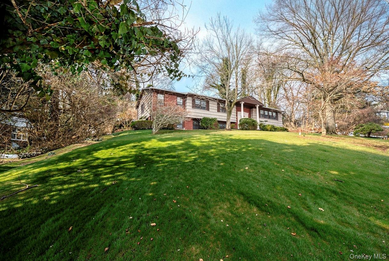 8 Pine Drive Property Photo 2