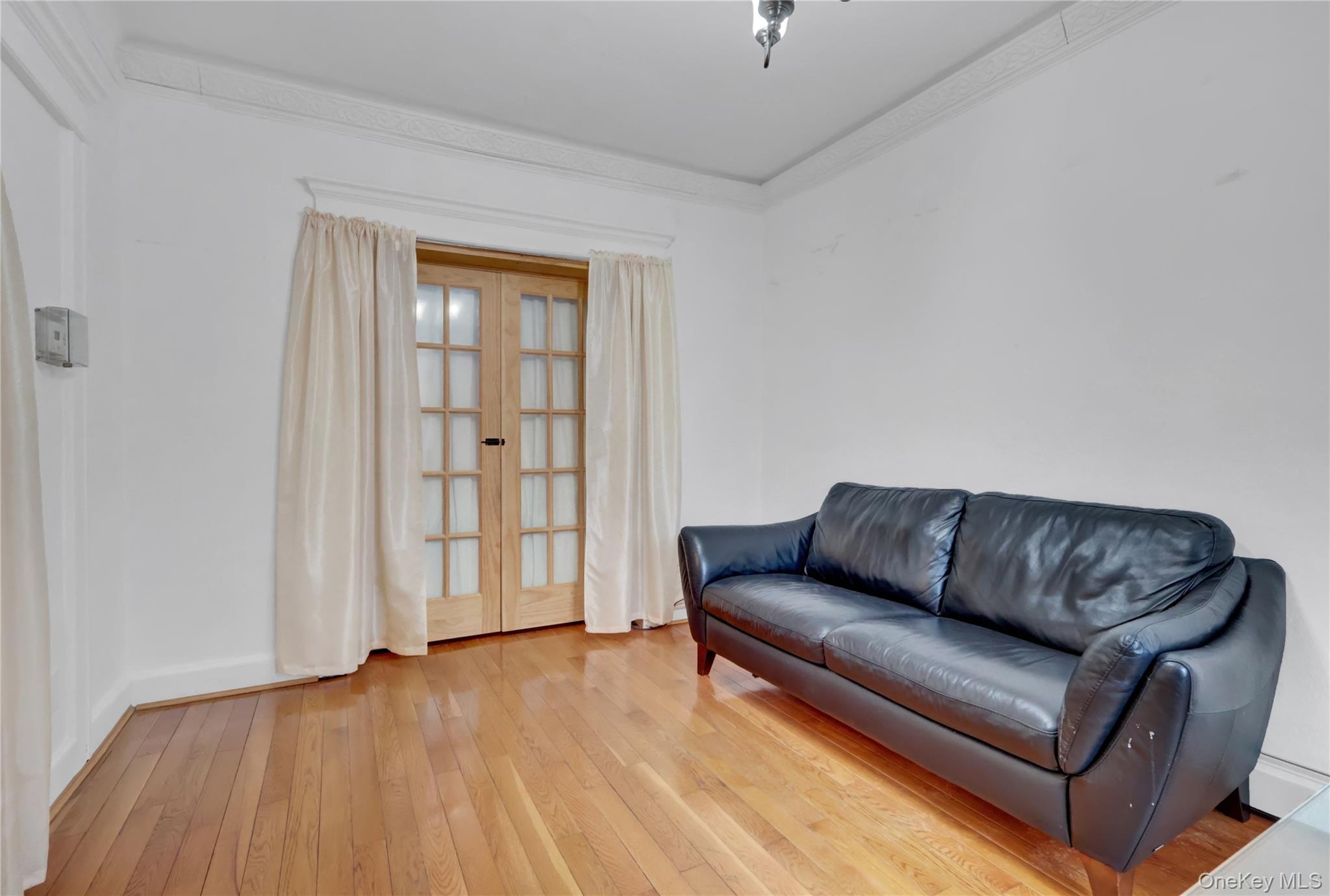 88-37 88th Street Property Photo 5