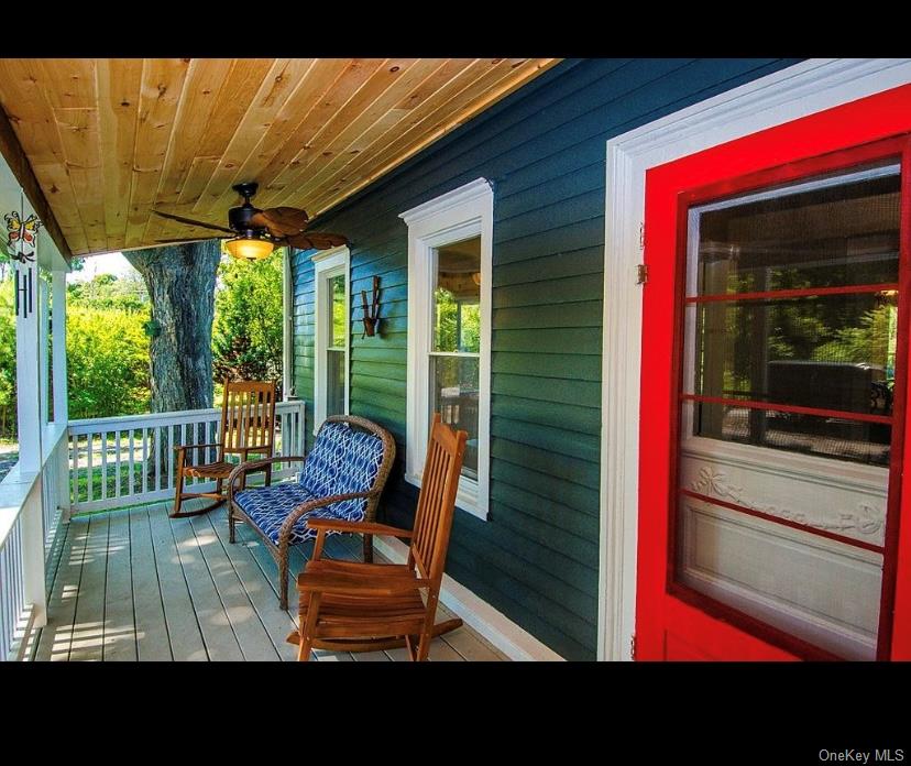 137 Summitville Road Property Photo 3