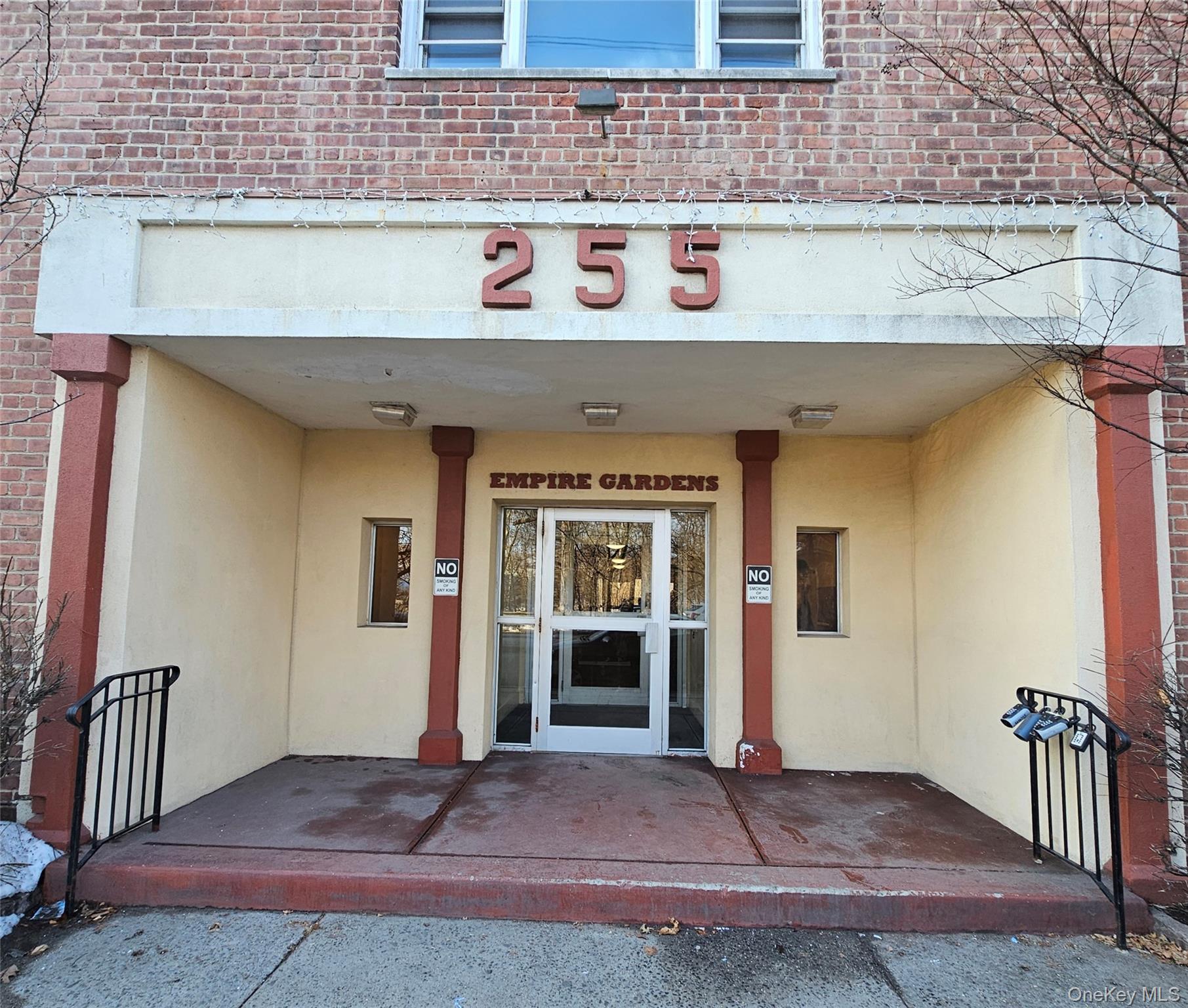 255 Bronx River Road 4r Property Photo 2