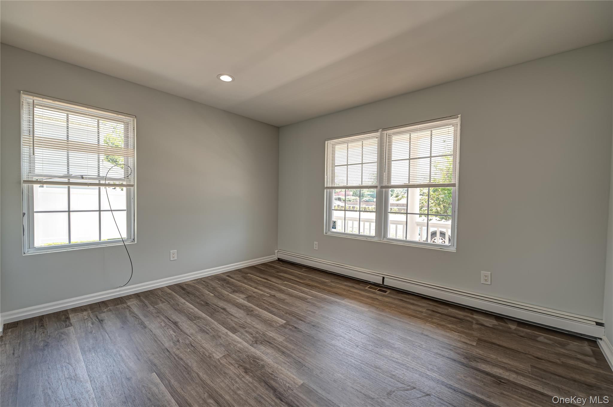 2163 Sunrise Highway Property Photo 19
