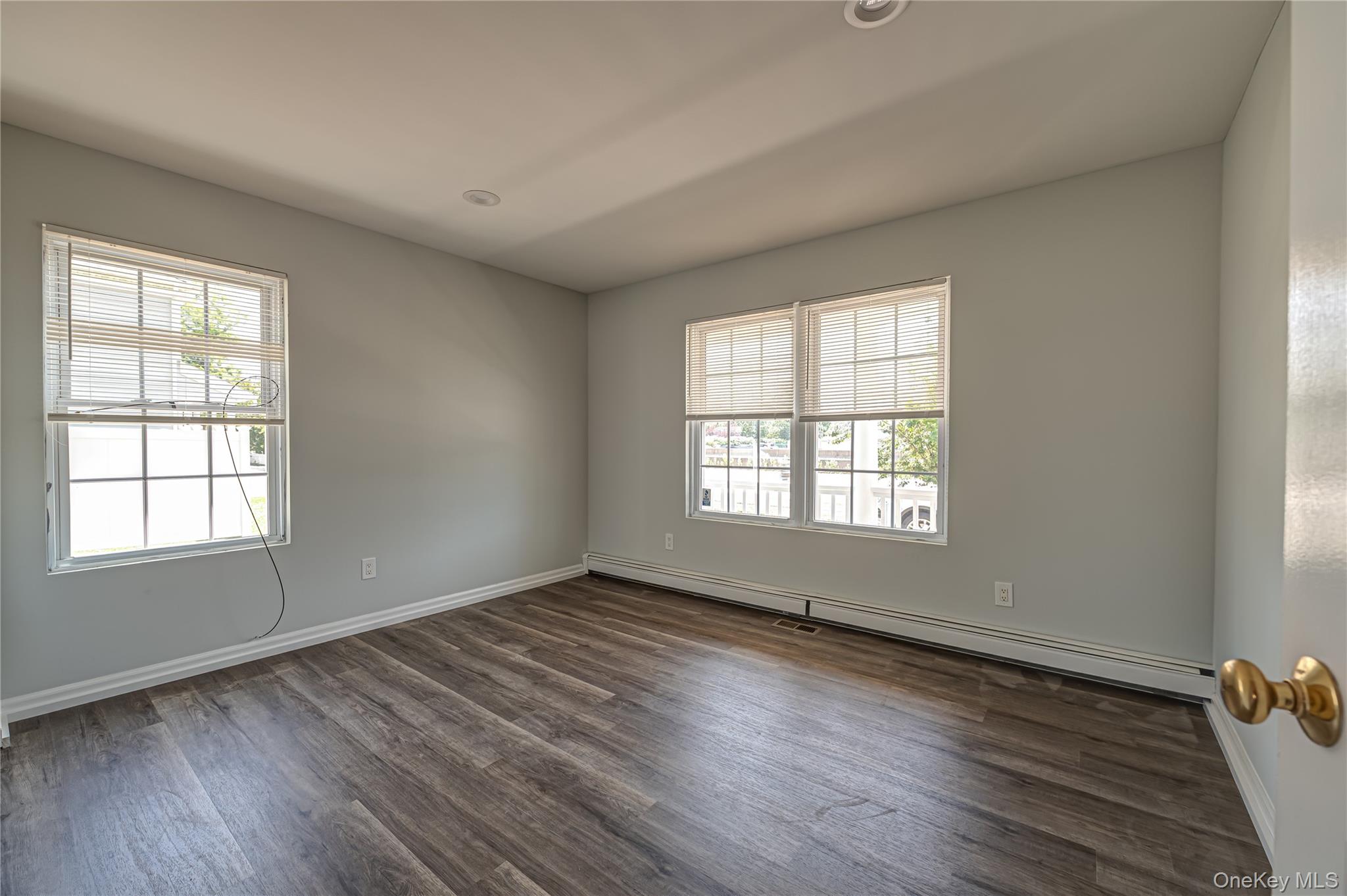 2163 Sunrise Highway Property Photo 20