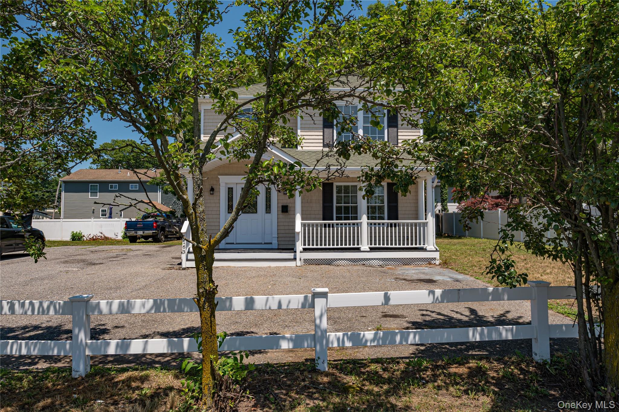 2163 Sunrise Highway Property Photo 24