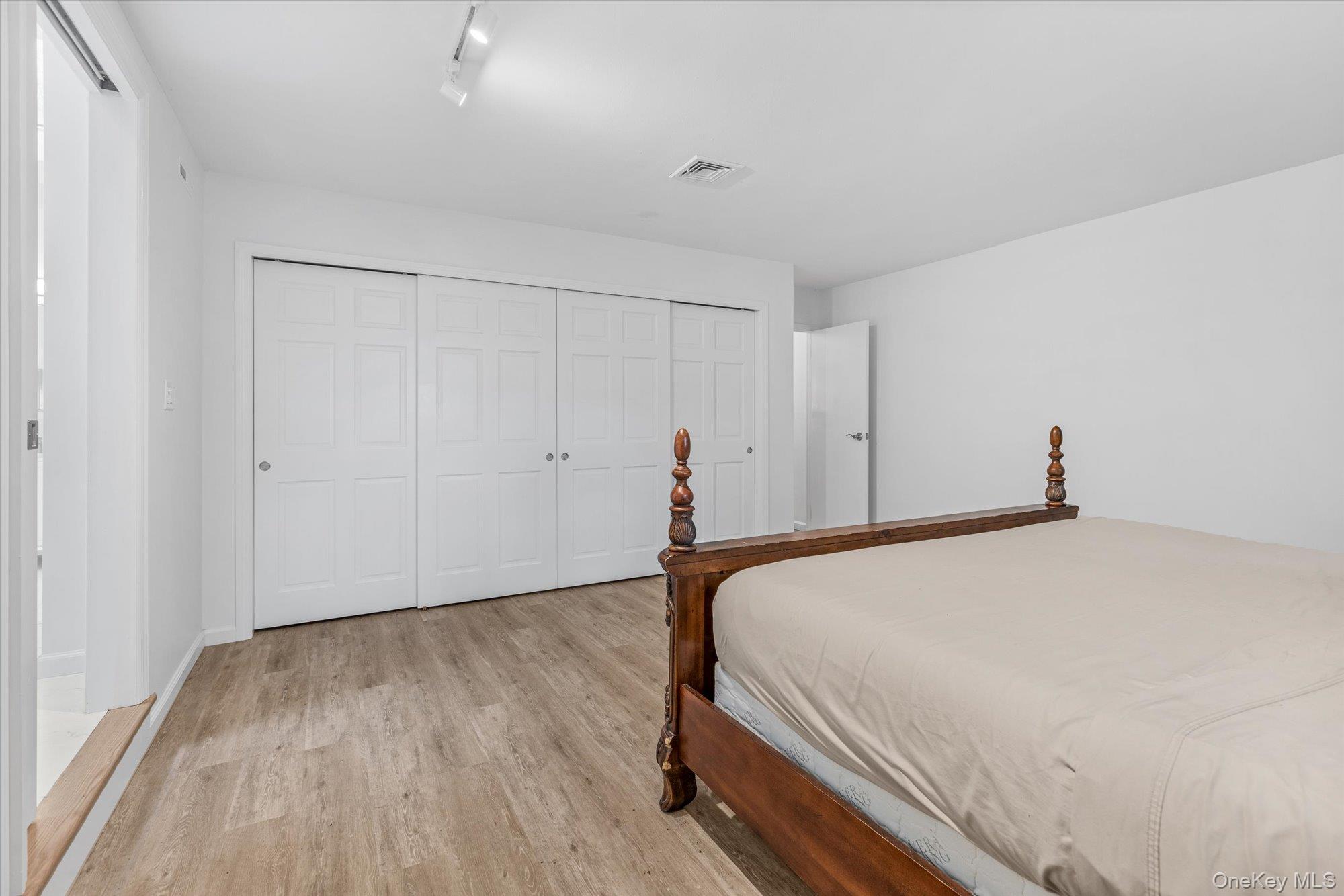 2 Westbourne Lane Property Photo 20