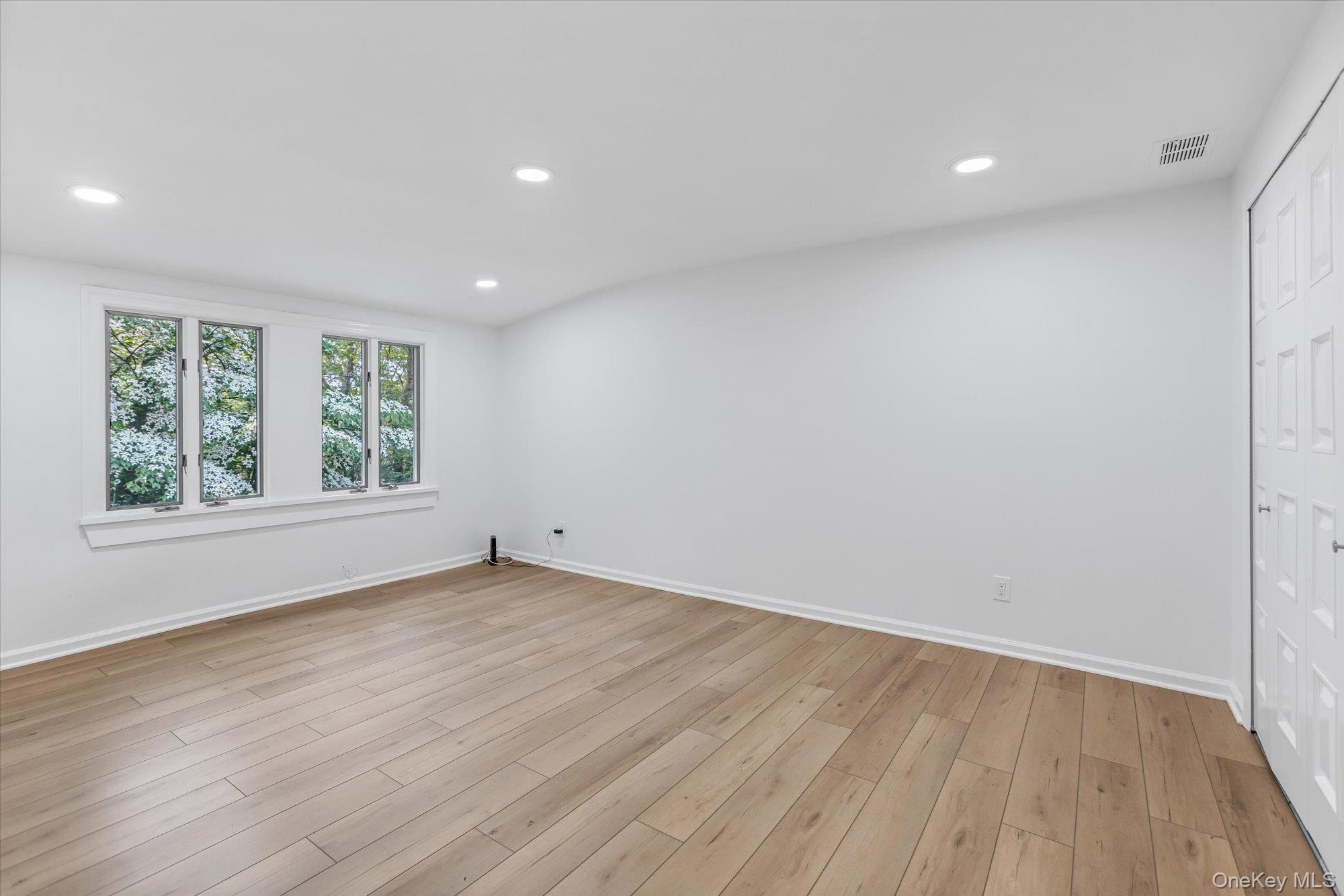2 Westbourne Lane Property Photo 29