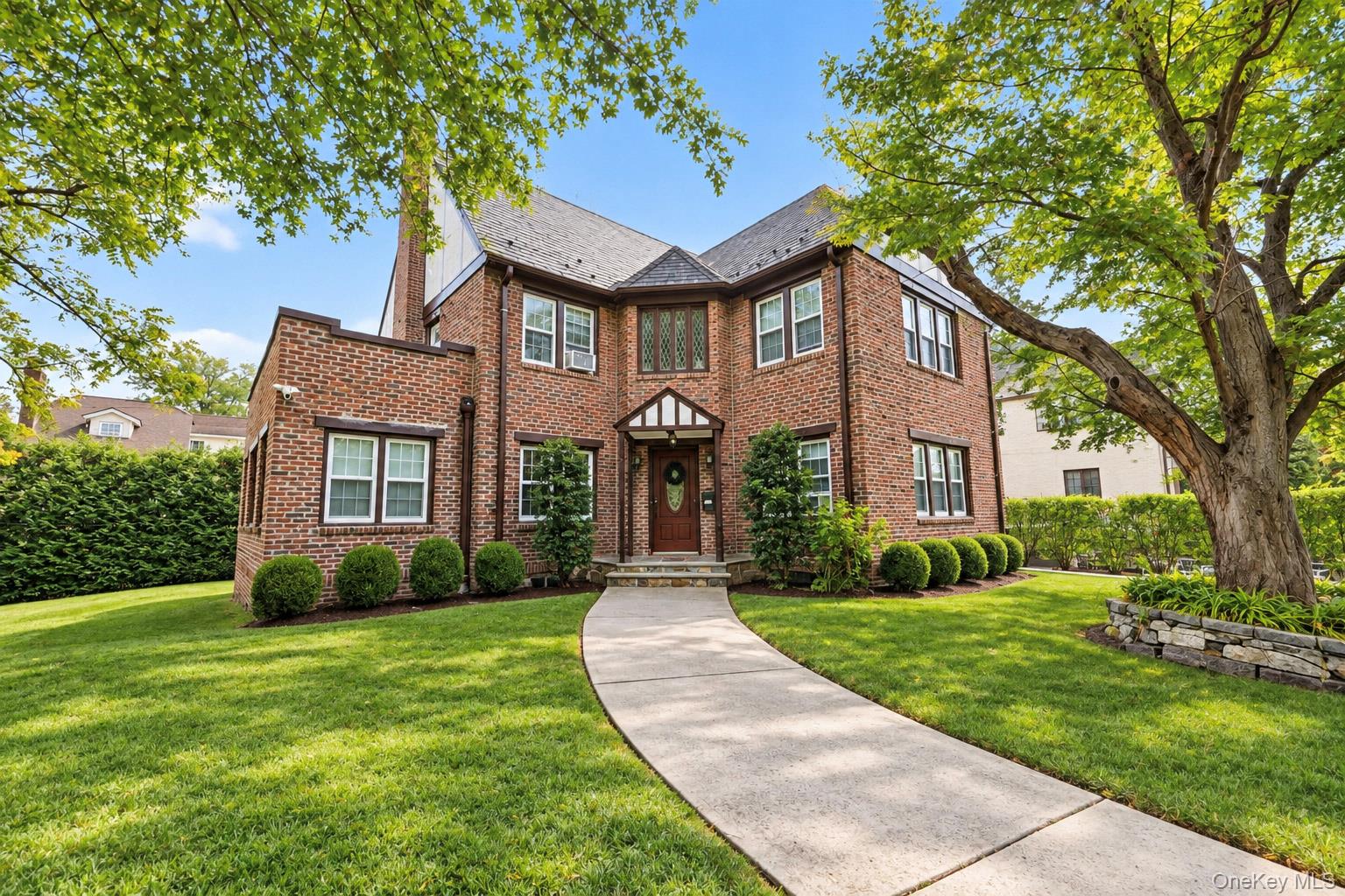 255 Pennsylvania Avenue Property Photo 1