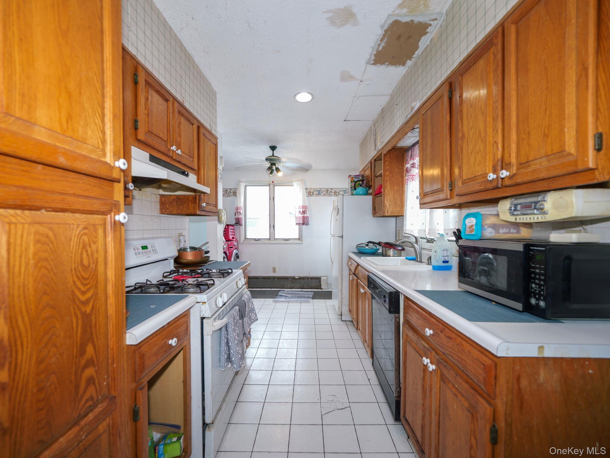 809 South Street Property Photo 16