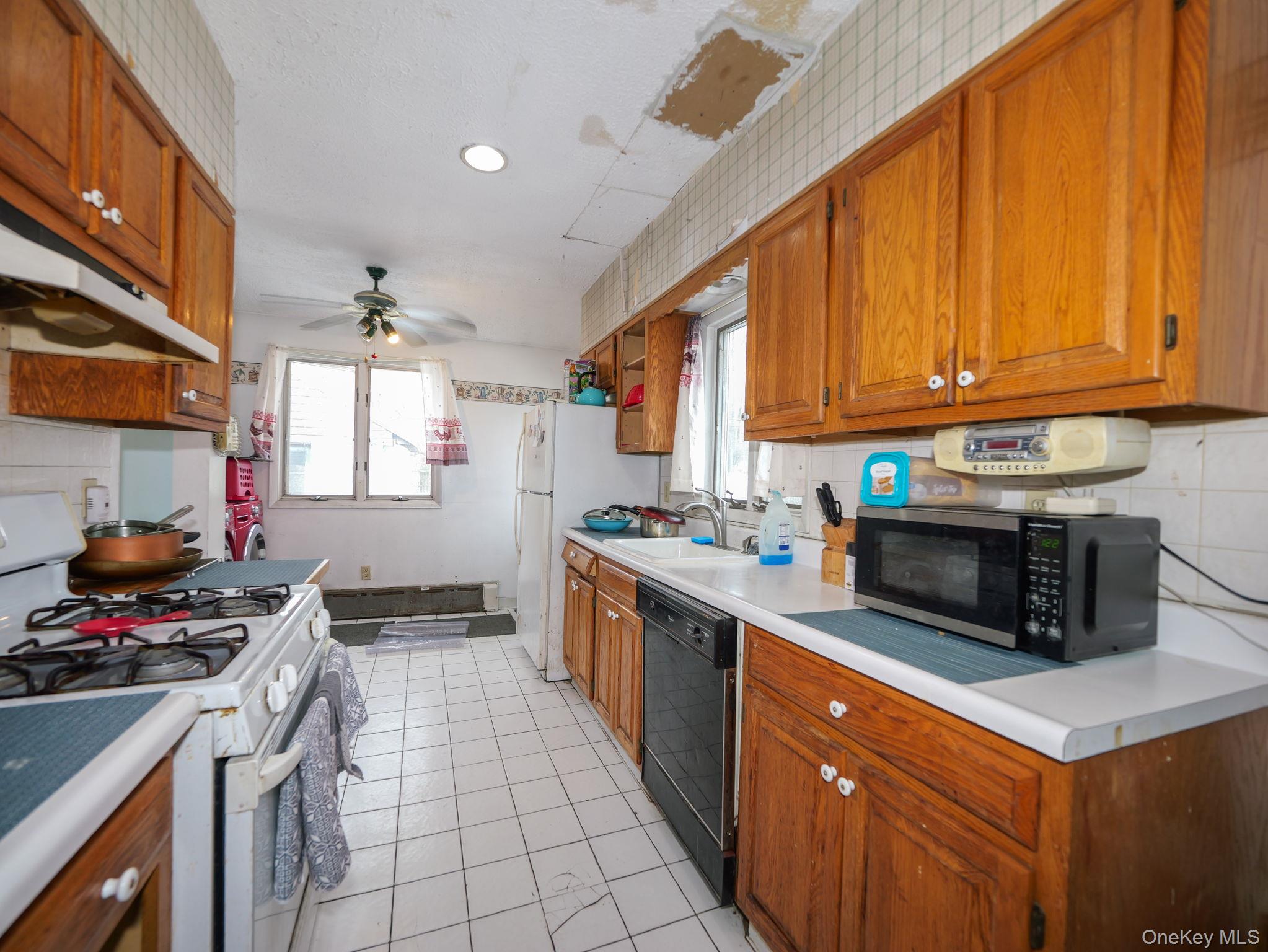 809 South Street Property Photo 17