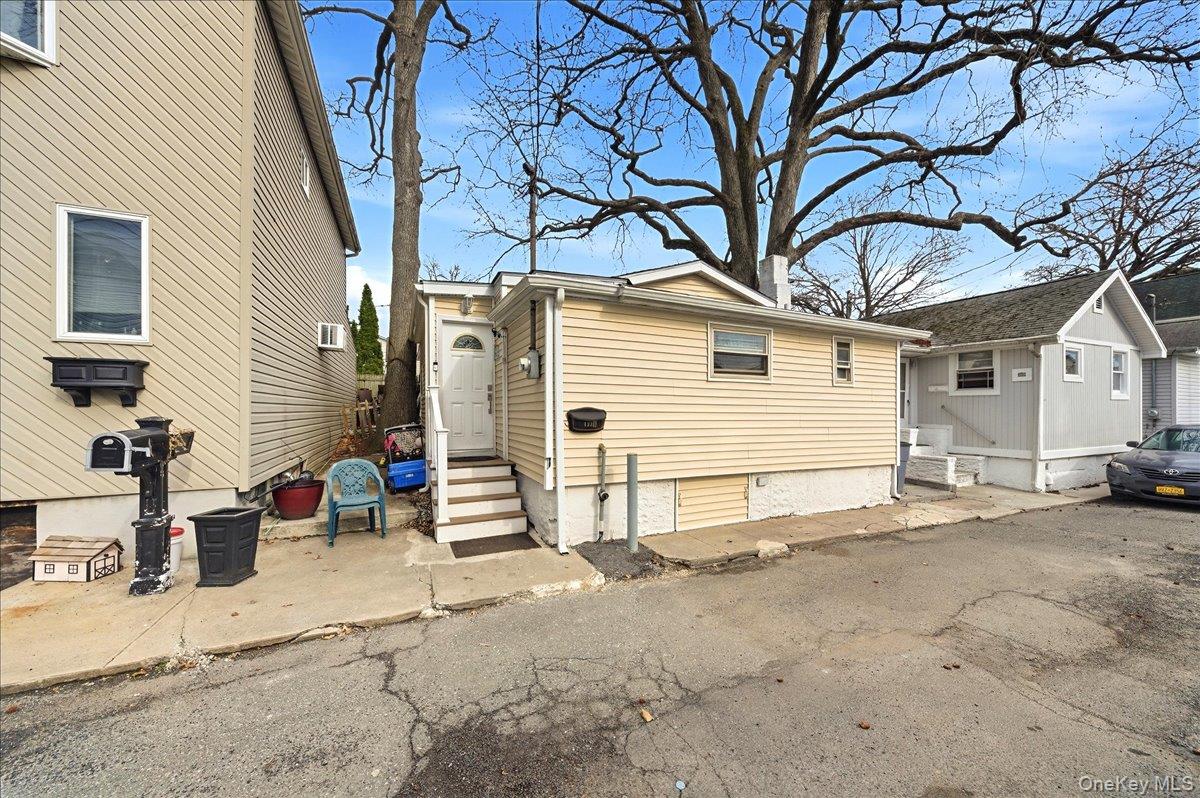 133B Edgewater Park 133B Property Photo 1