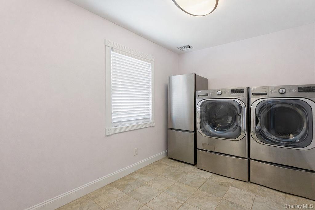 164-14 85th Street Property Photo 23