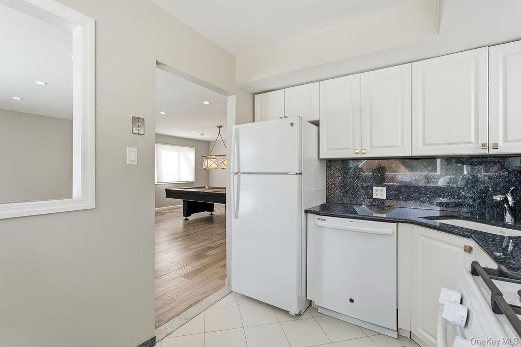 160-51 80th Street Property Photo 16