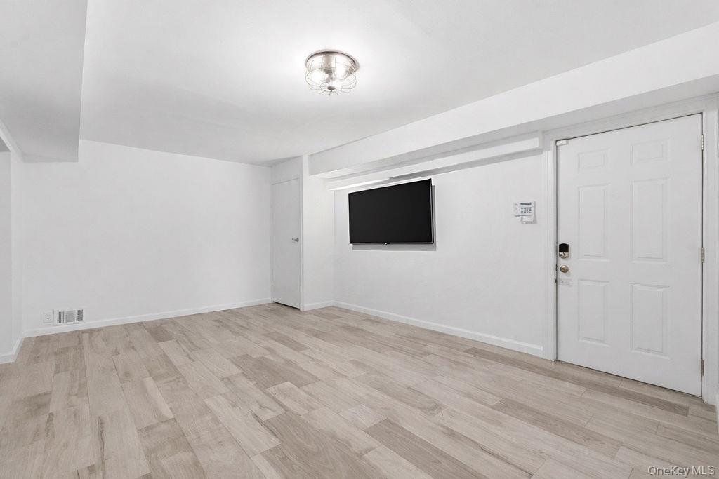 160-51 80th Street Property Photo 20