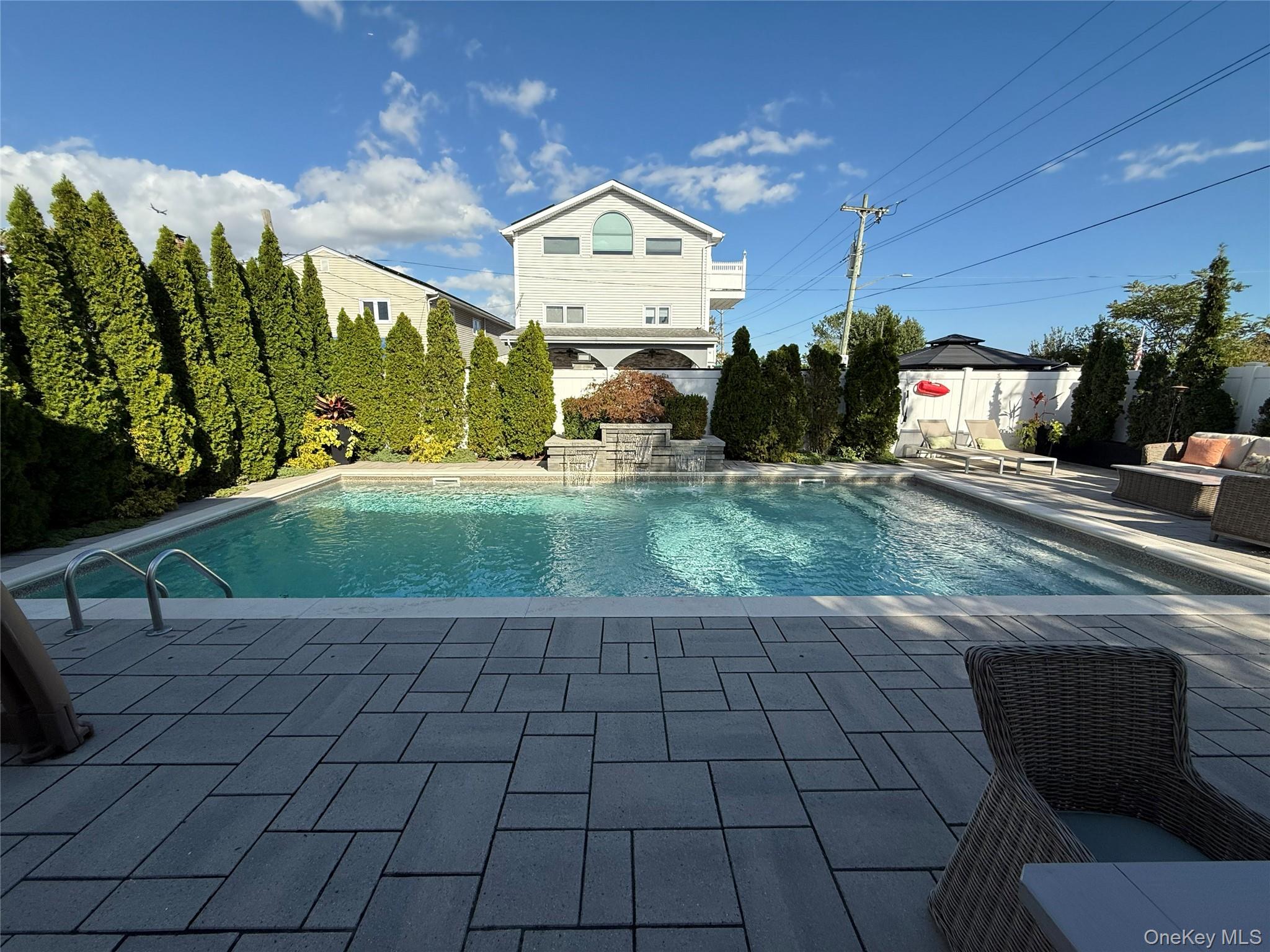 160-51 80th Street Property Photo 24