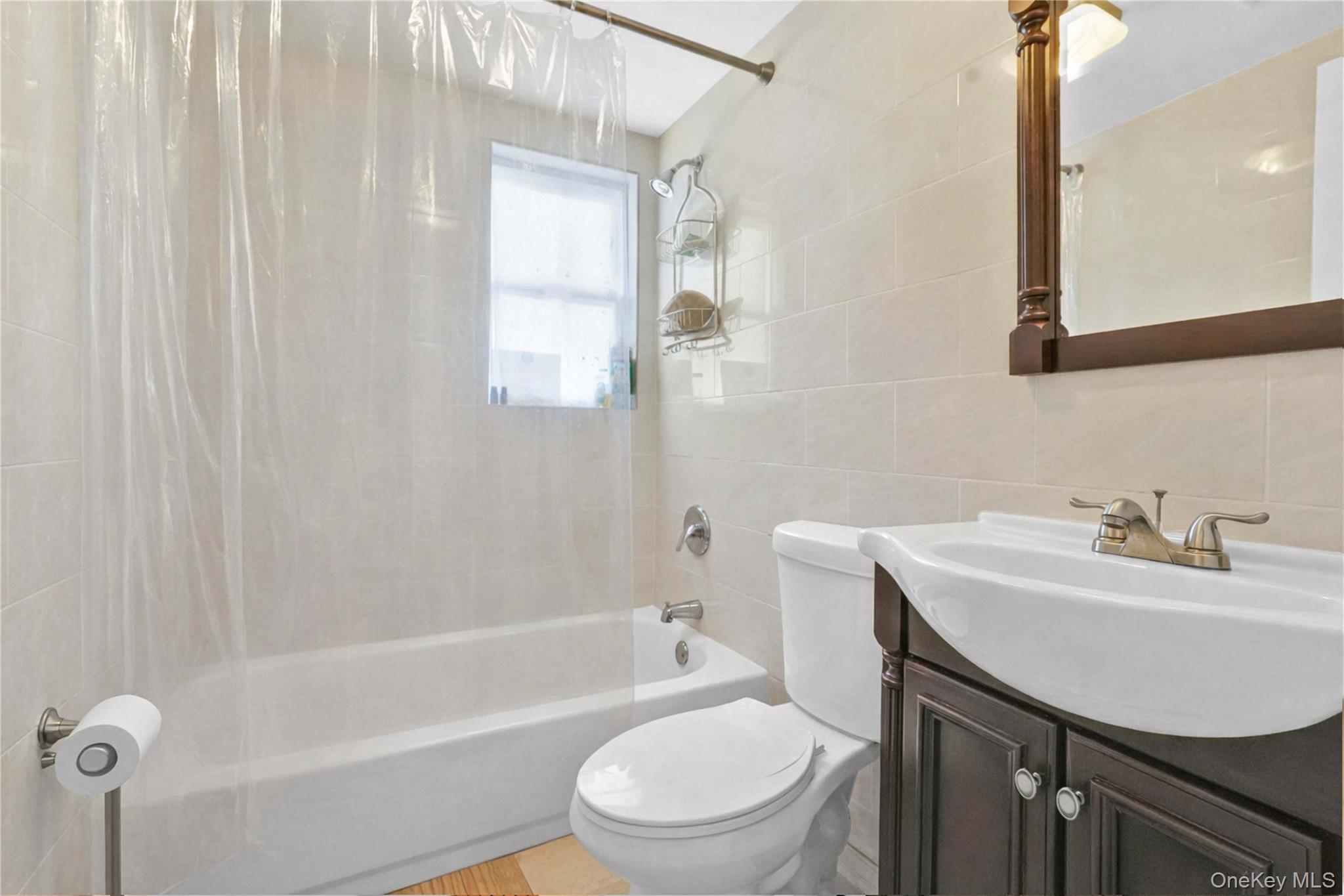 99-71 164th Avenue Property Photo 6