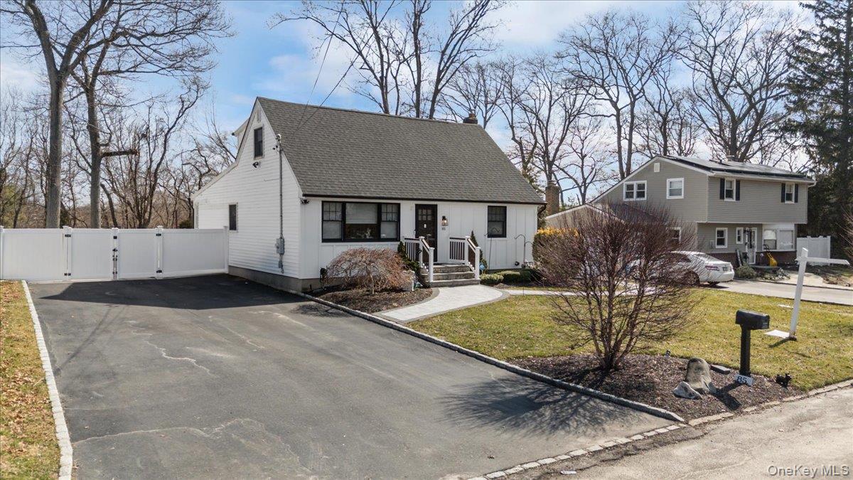 85 Joline Road Property Photo 2