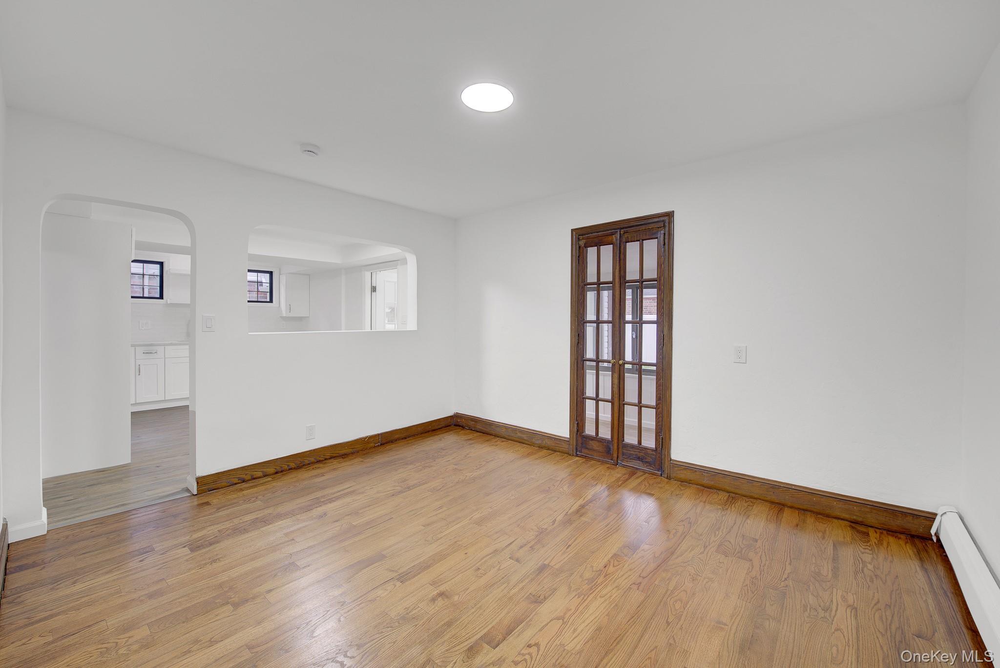 54 Surrey Lane Property Photo 10