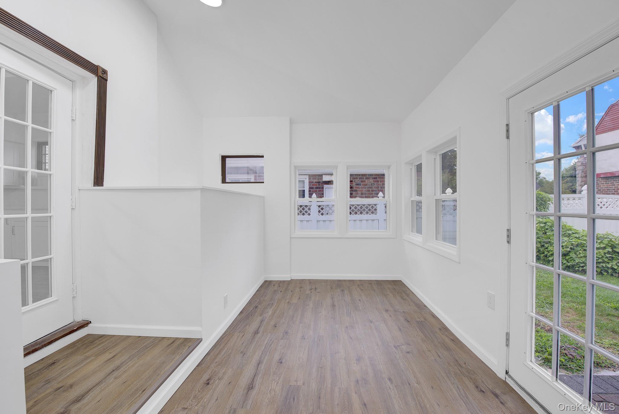 54 Surrey Lane Property Photo 16