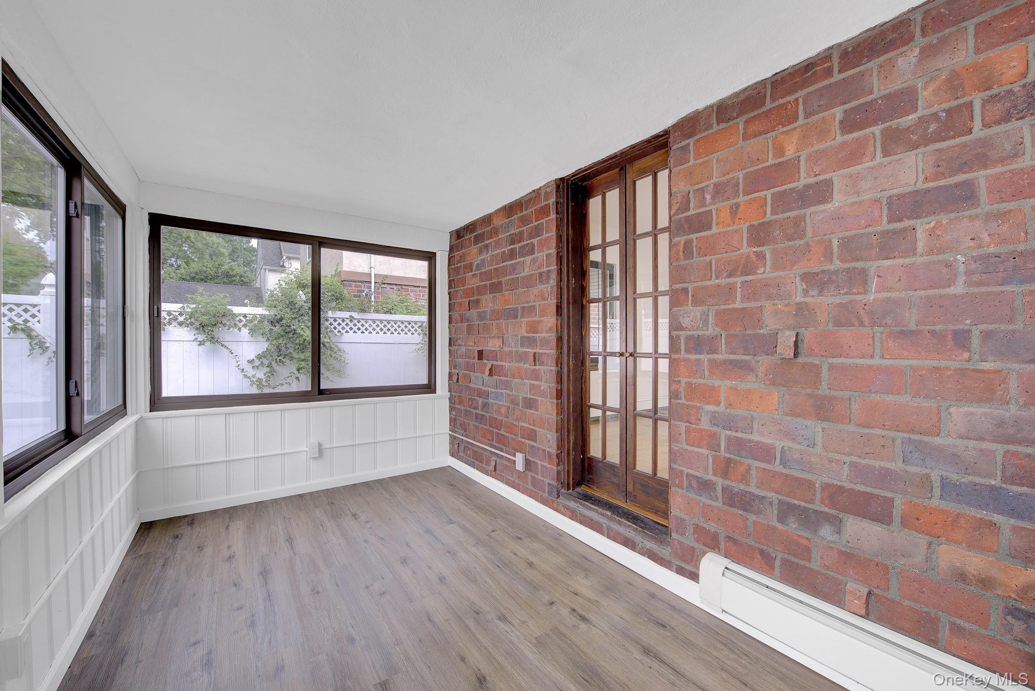 54 Surrey Lane Property Photo 17