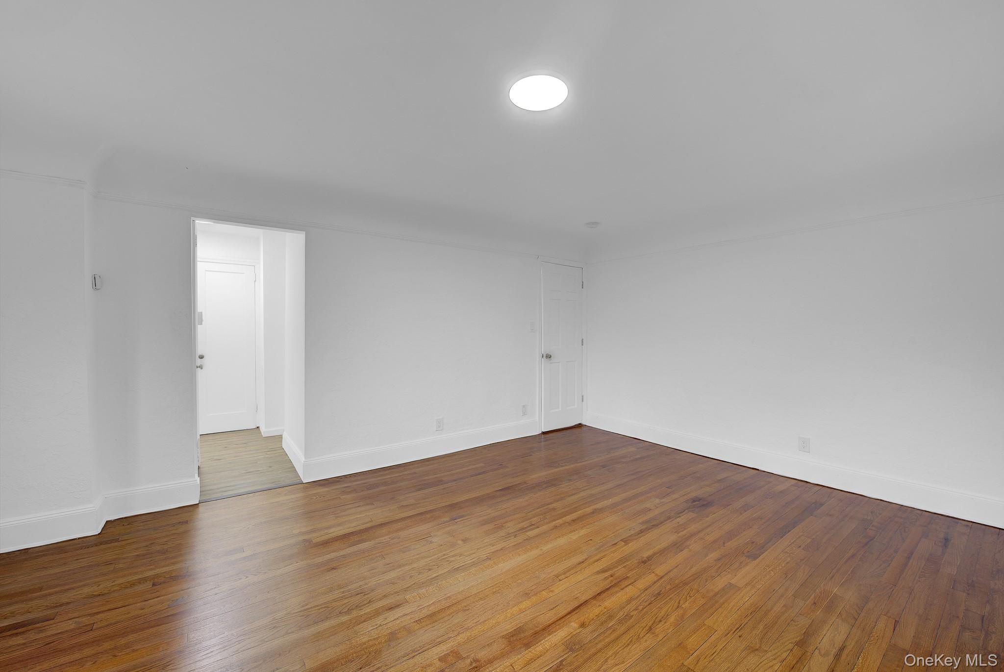54 Surrey Lane Property Photo 21