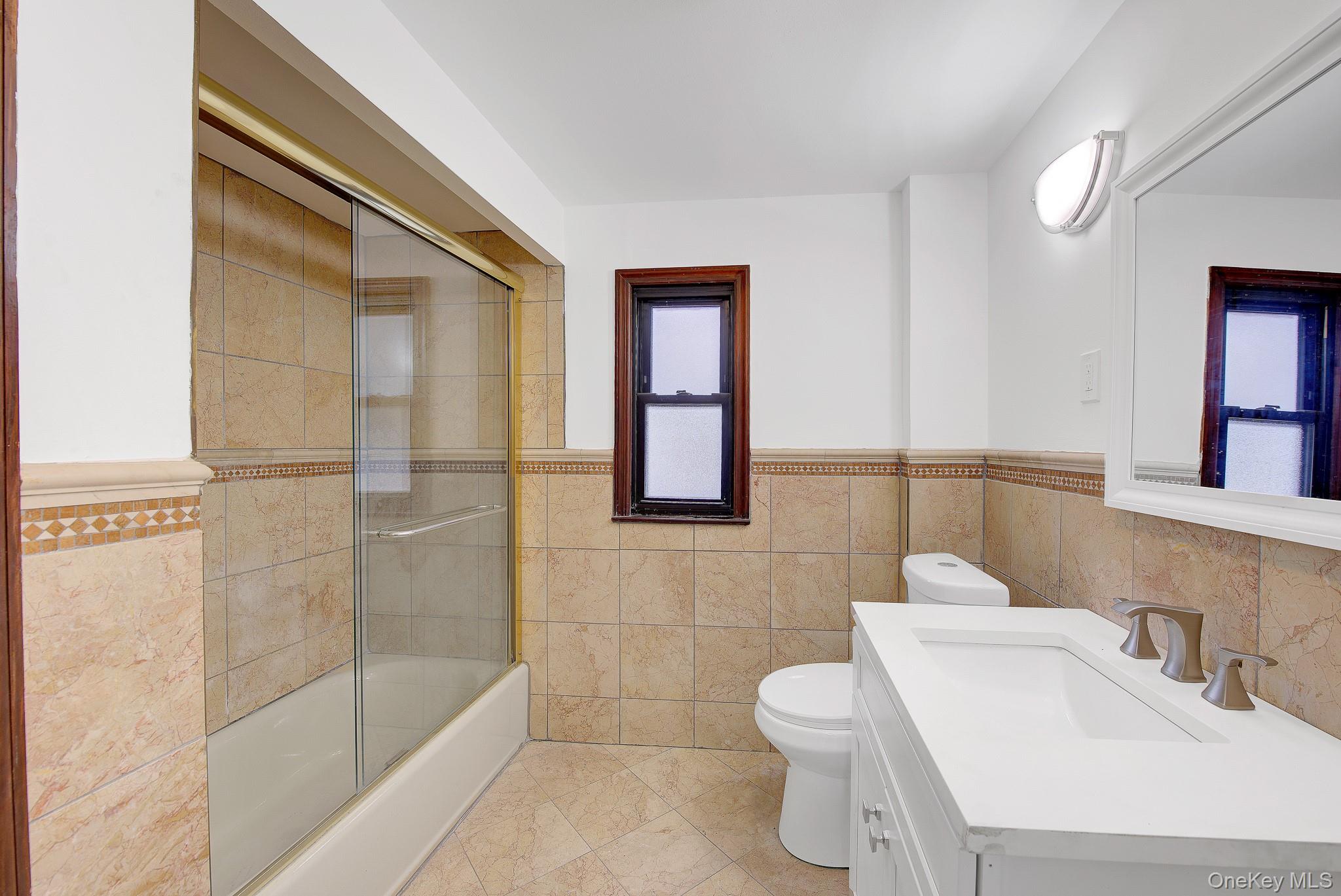 54 Surrey Lane Property Photo 23