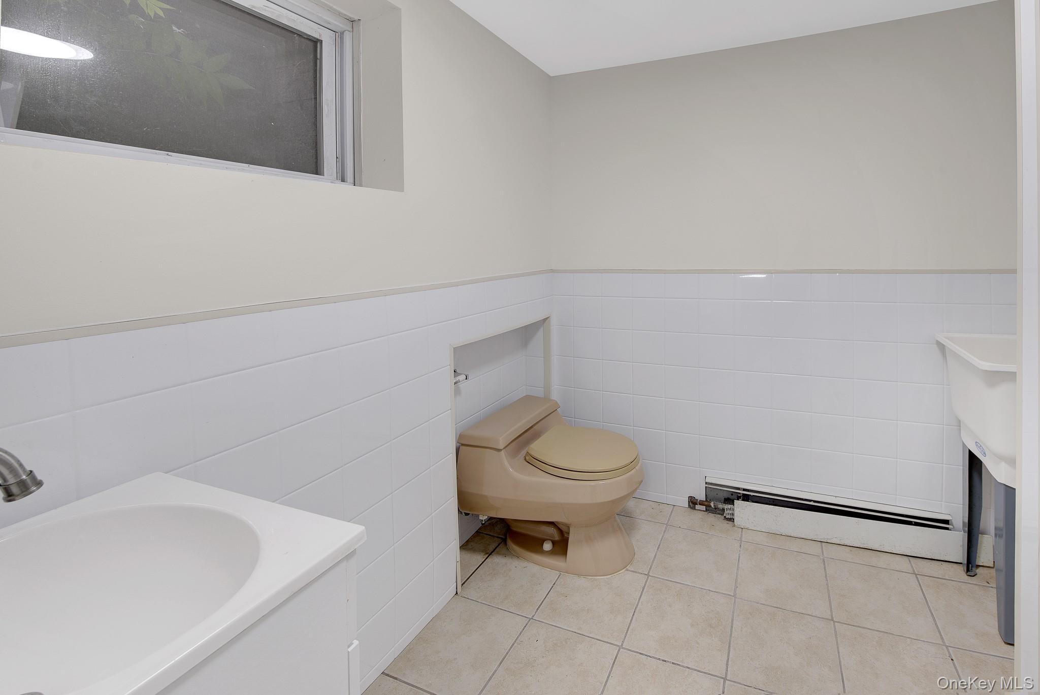 54 Surrey Lane Property Photo 26