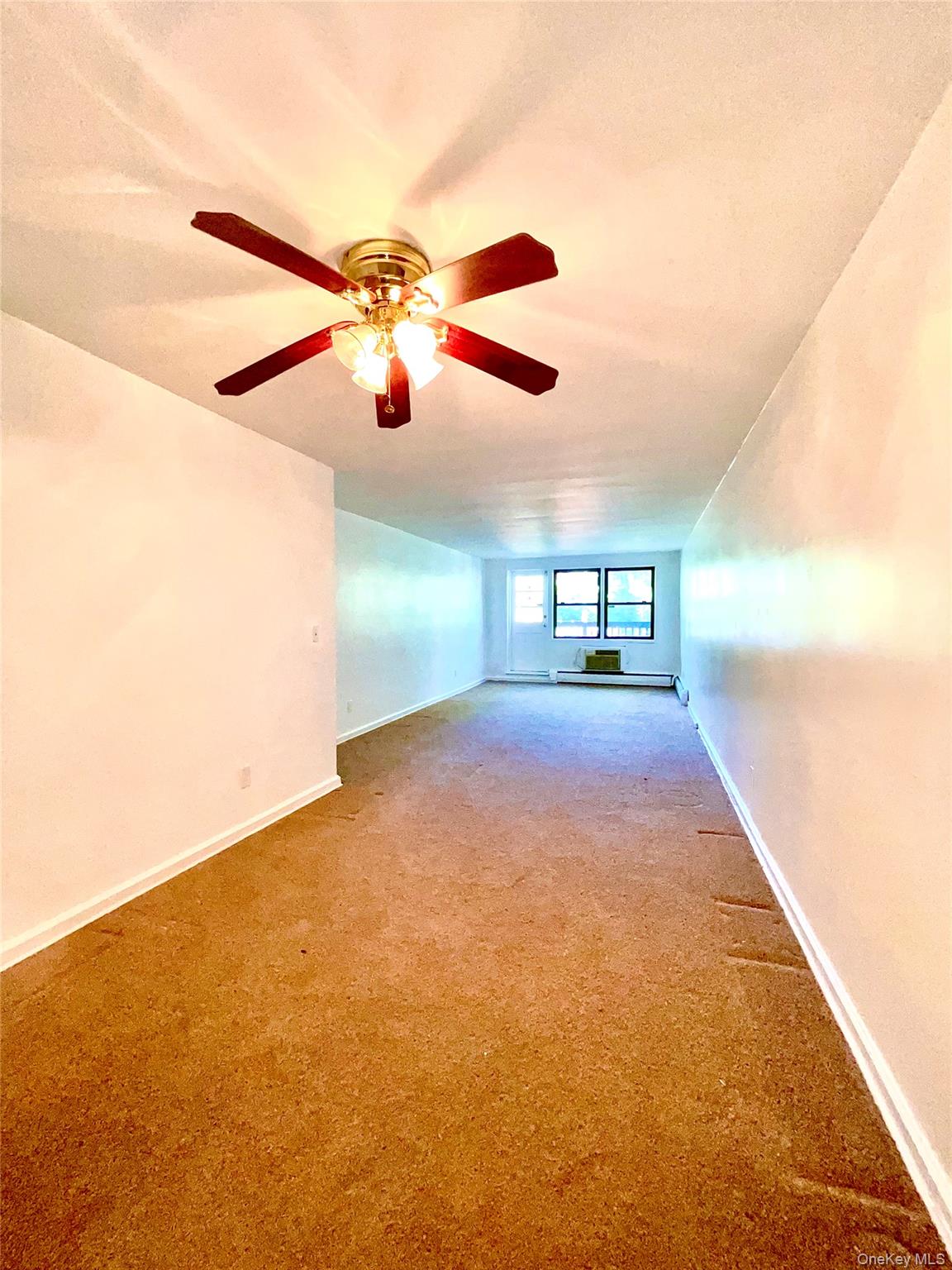 5 Oakdale Manor B18 Property Photo 8