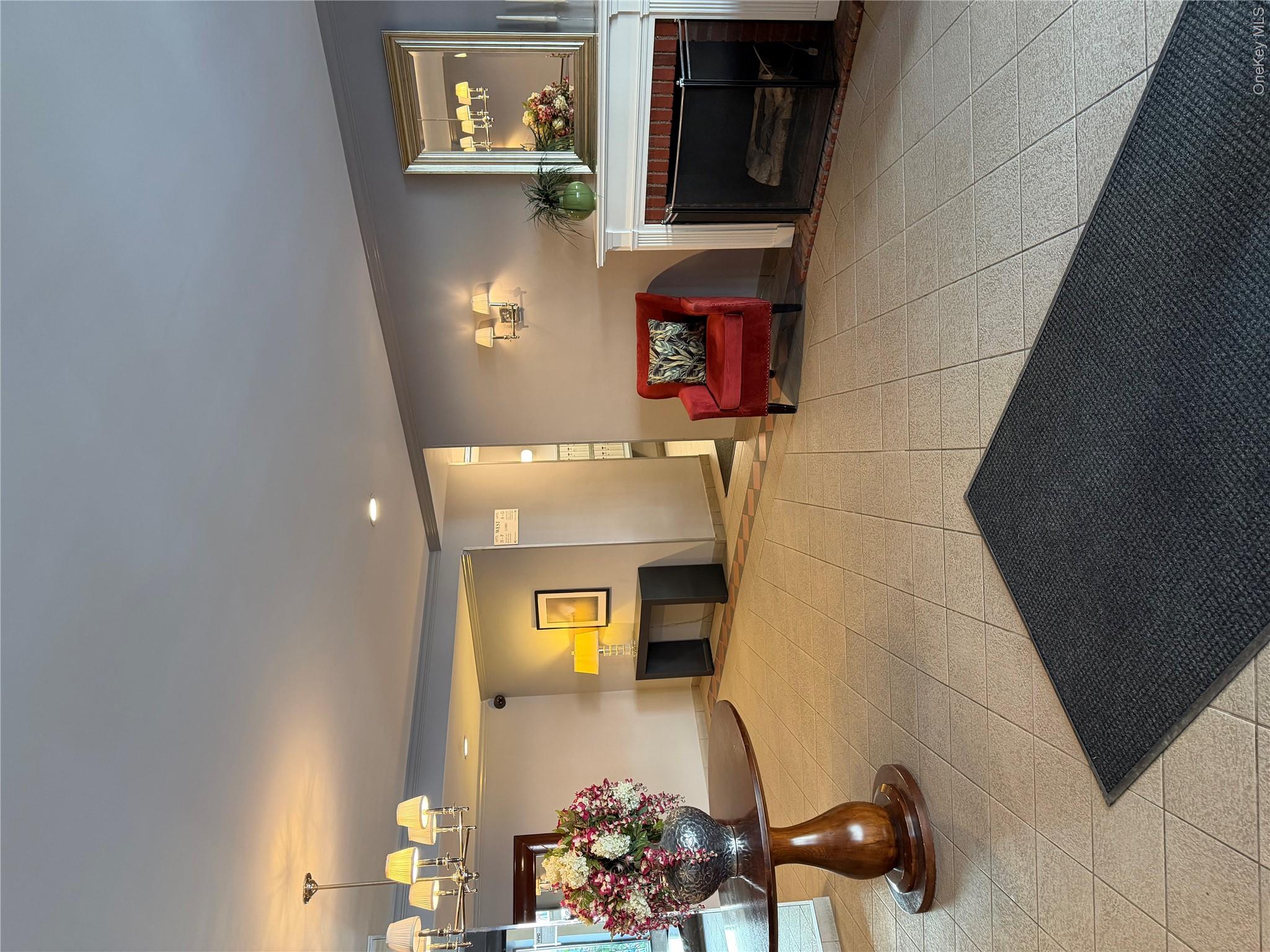 241-20 Northern Boulevard 4a Property Photo 3