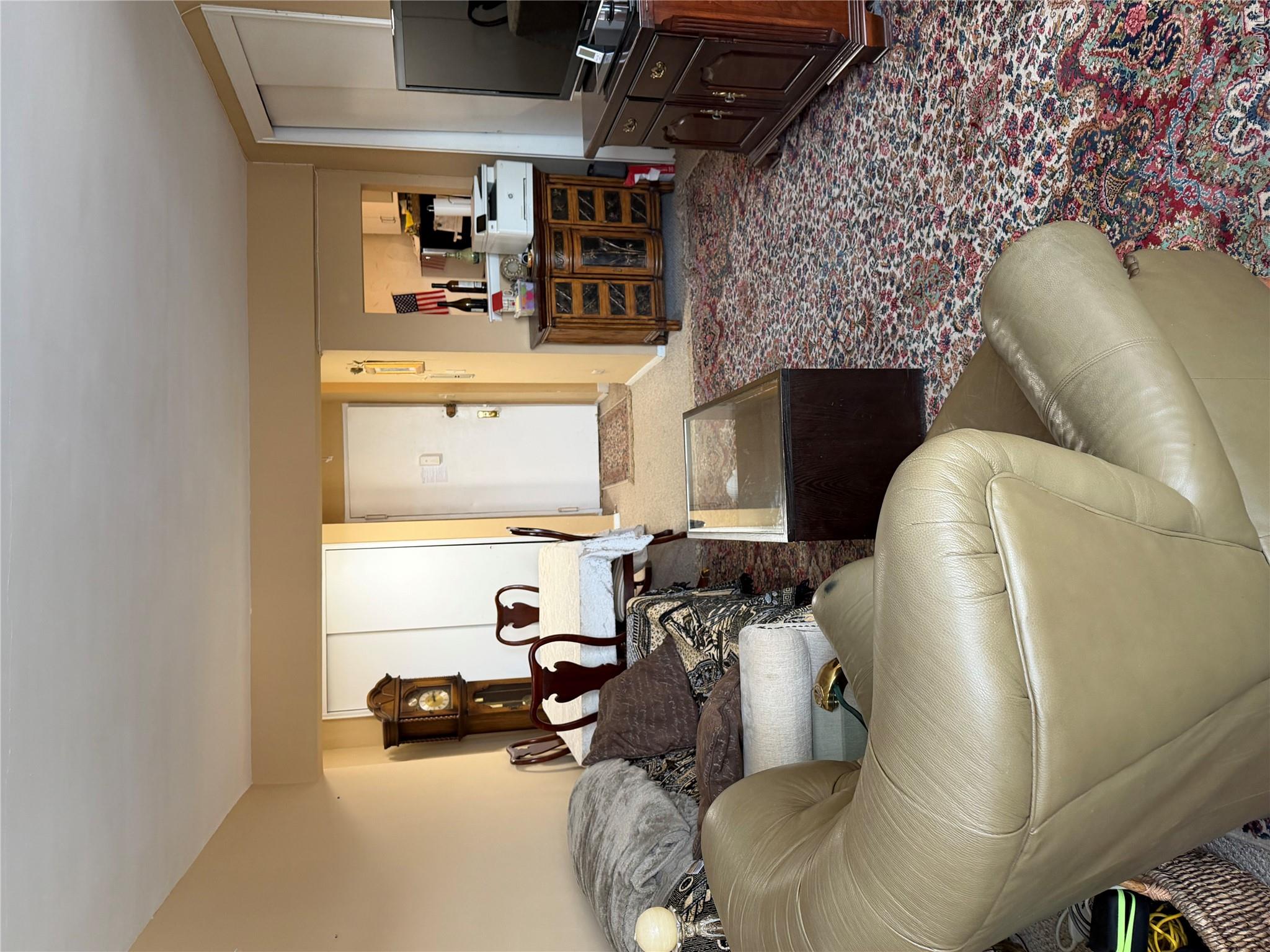 241-20 Northern Boulevard 4a Property Photo 6