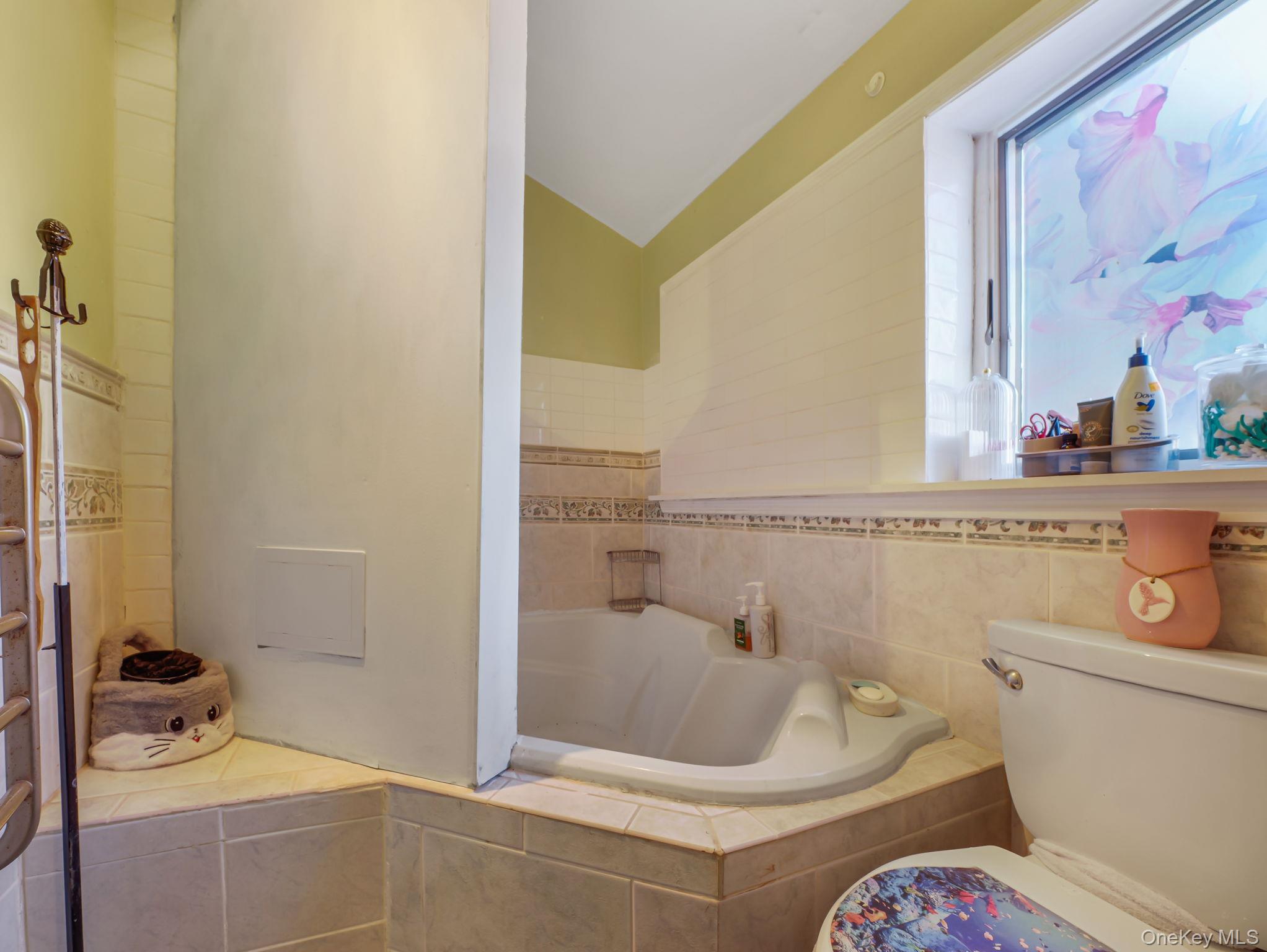 4 Lambros Drive Property Photo 16