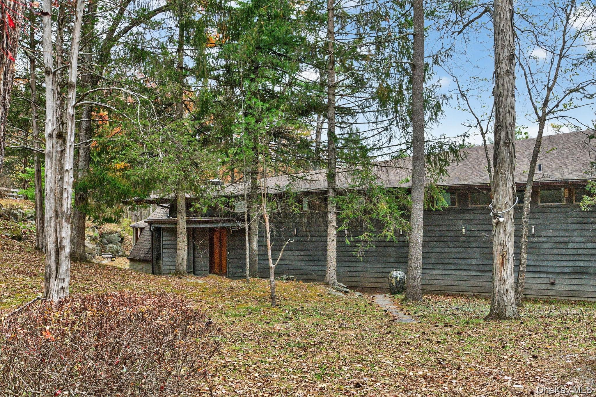 106 Mountain Laurel Lane Property Photo 1