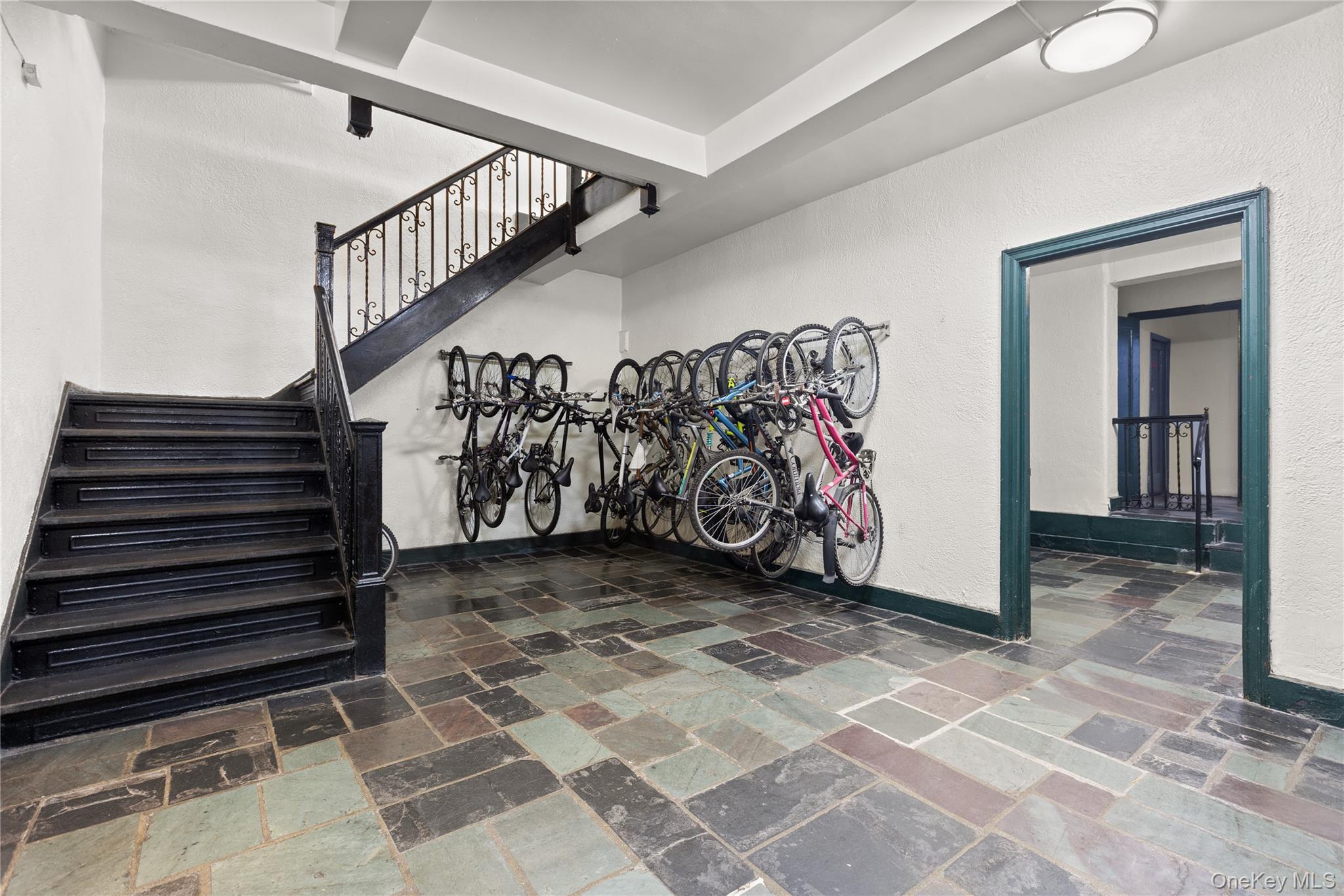 1 Franklin Avenue 6a Property Photo 13