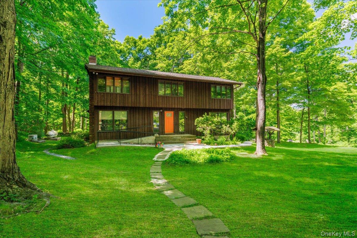 111 Philipse Brook Road Property Photo 1