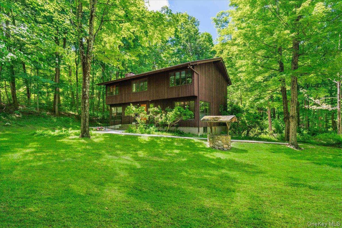 111 Philipse Brook Road Property Photo 2