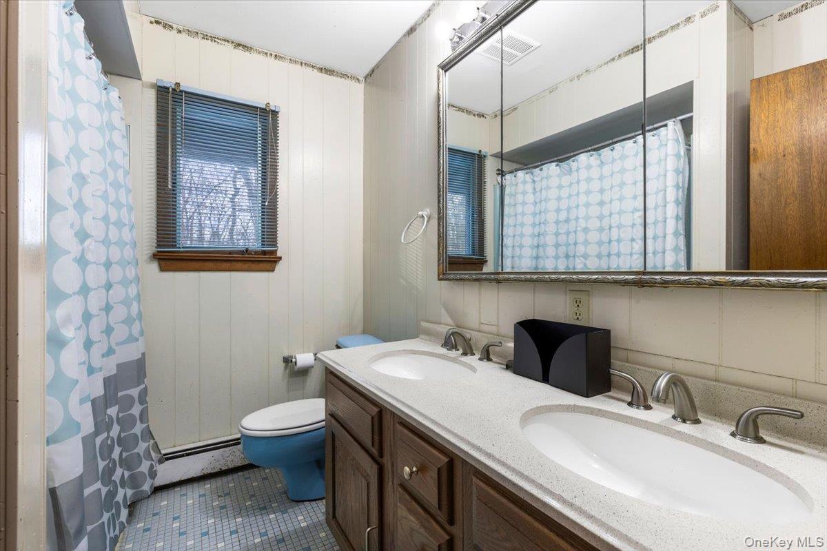 111 Philipse Brook Road Property Photo 13