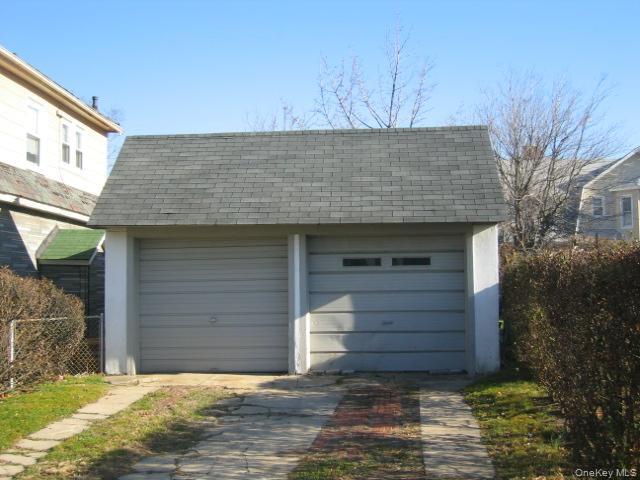 274 Lawrence Avenue Property Photo 10