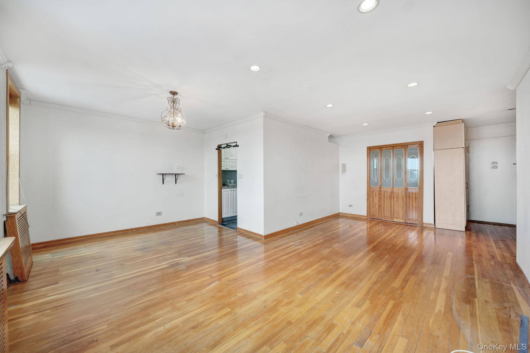 735 Avenue W 6m Property Photo 3