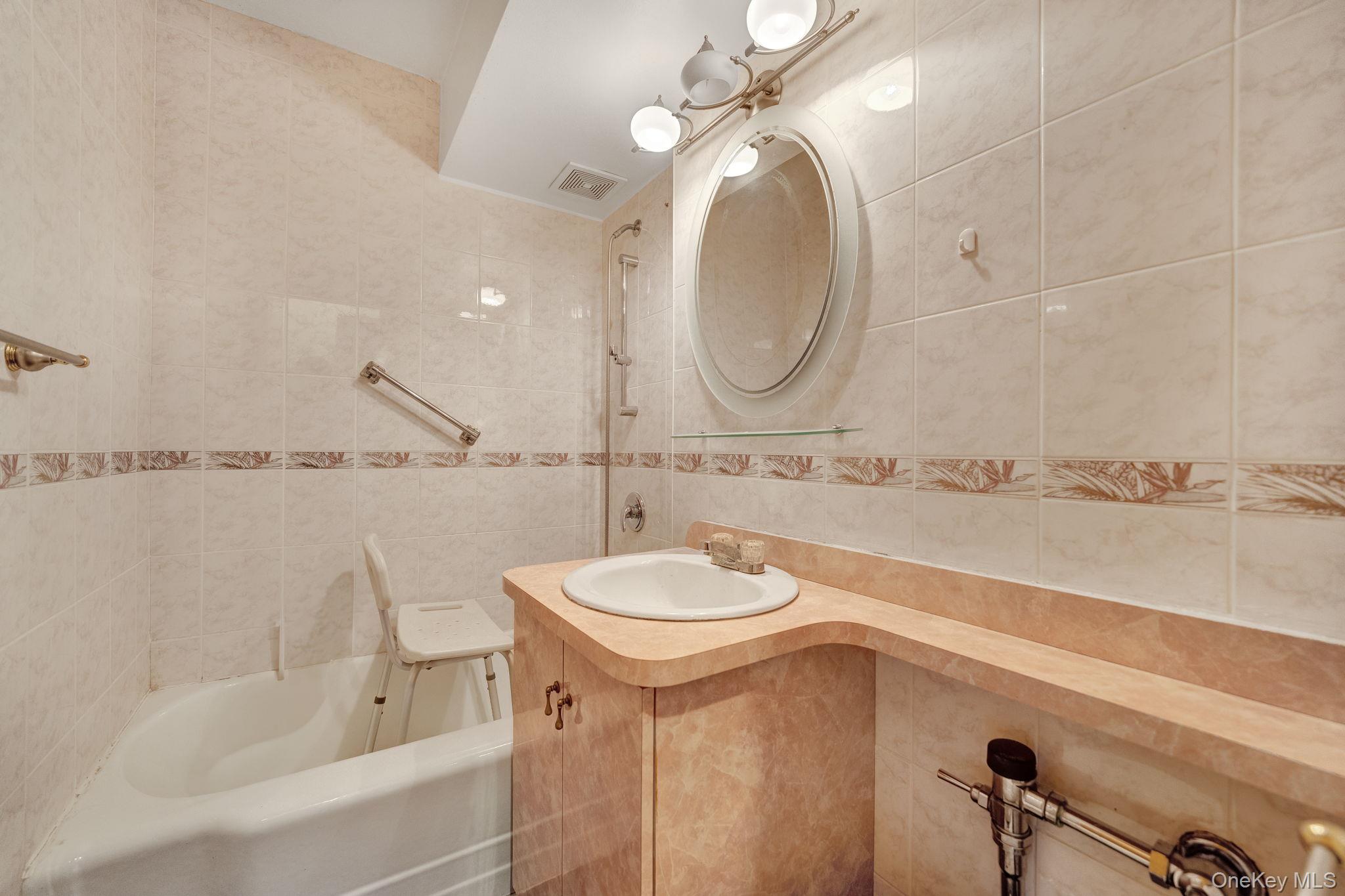 735 Avenue W 6m Property Photo 11