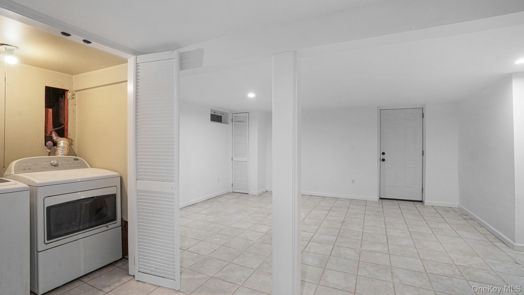 35 John Street Property Photo 11