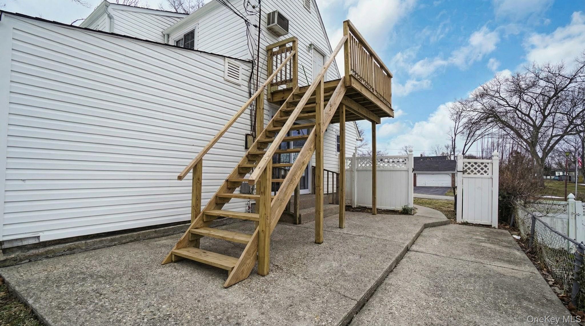 35 John Street Property Photo 13