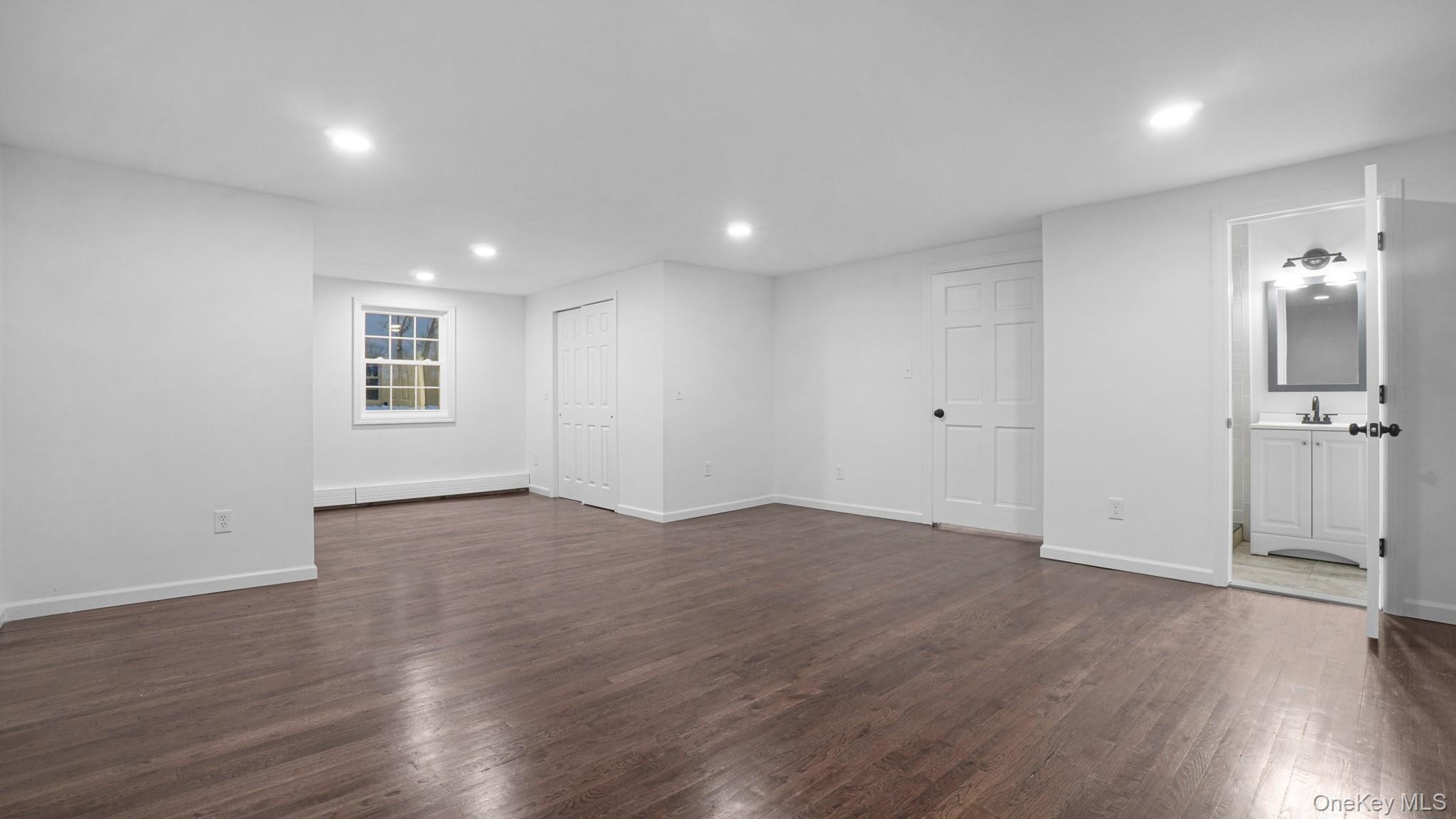 35 John Street Property Photo 15