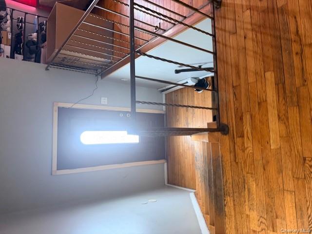294 40th Street Property Photo 5