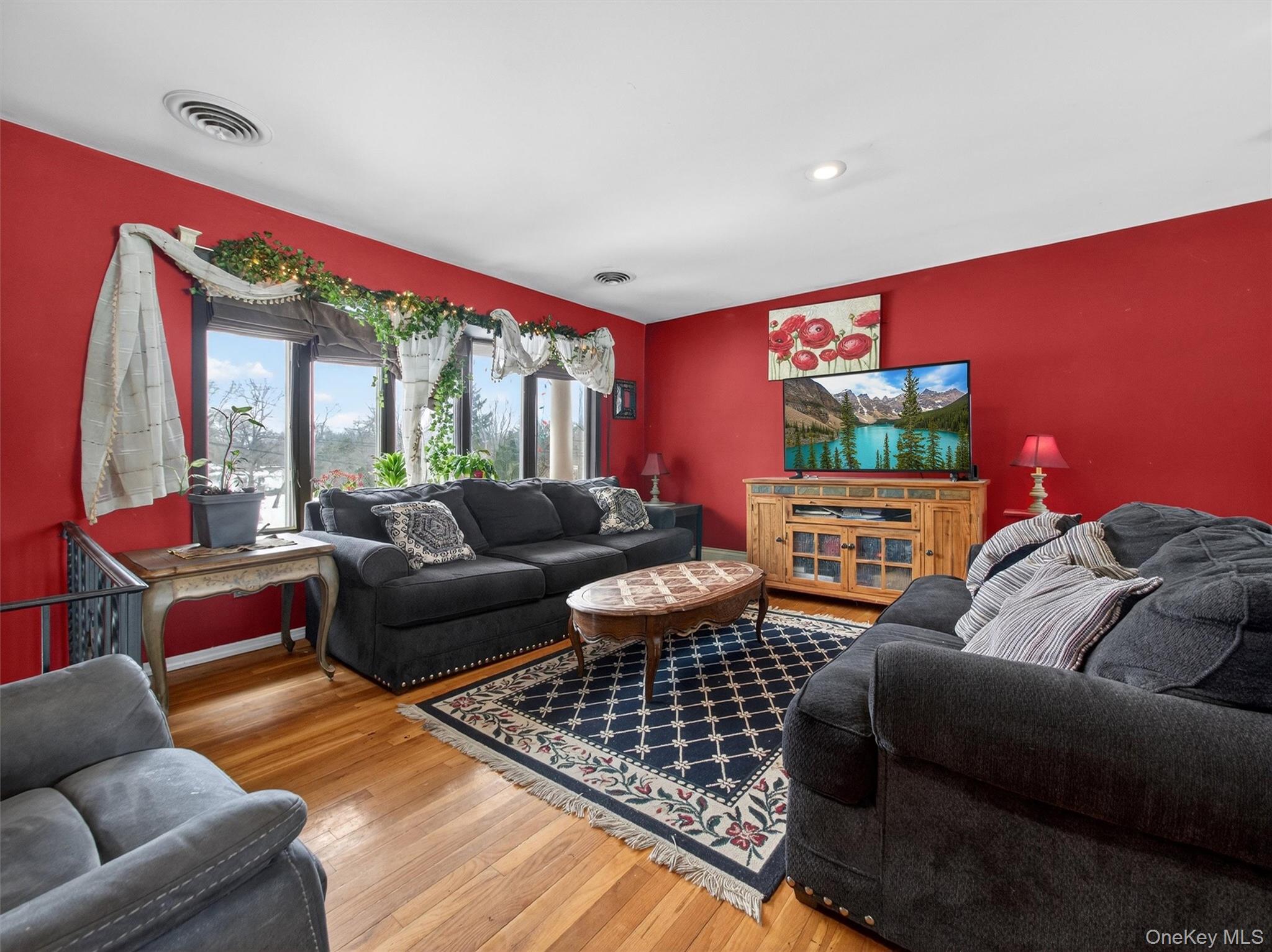 54 Blauvelt Road Property Photo 4