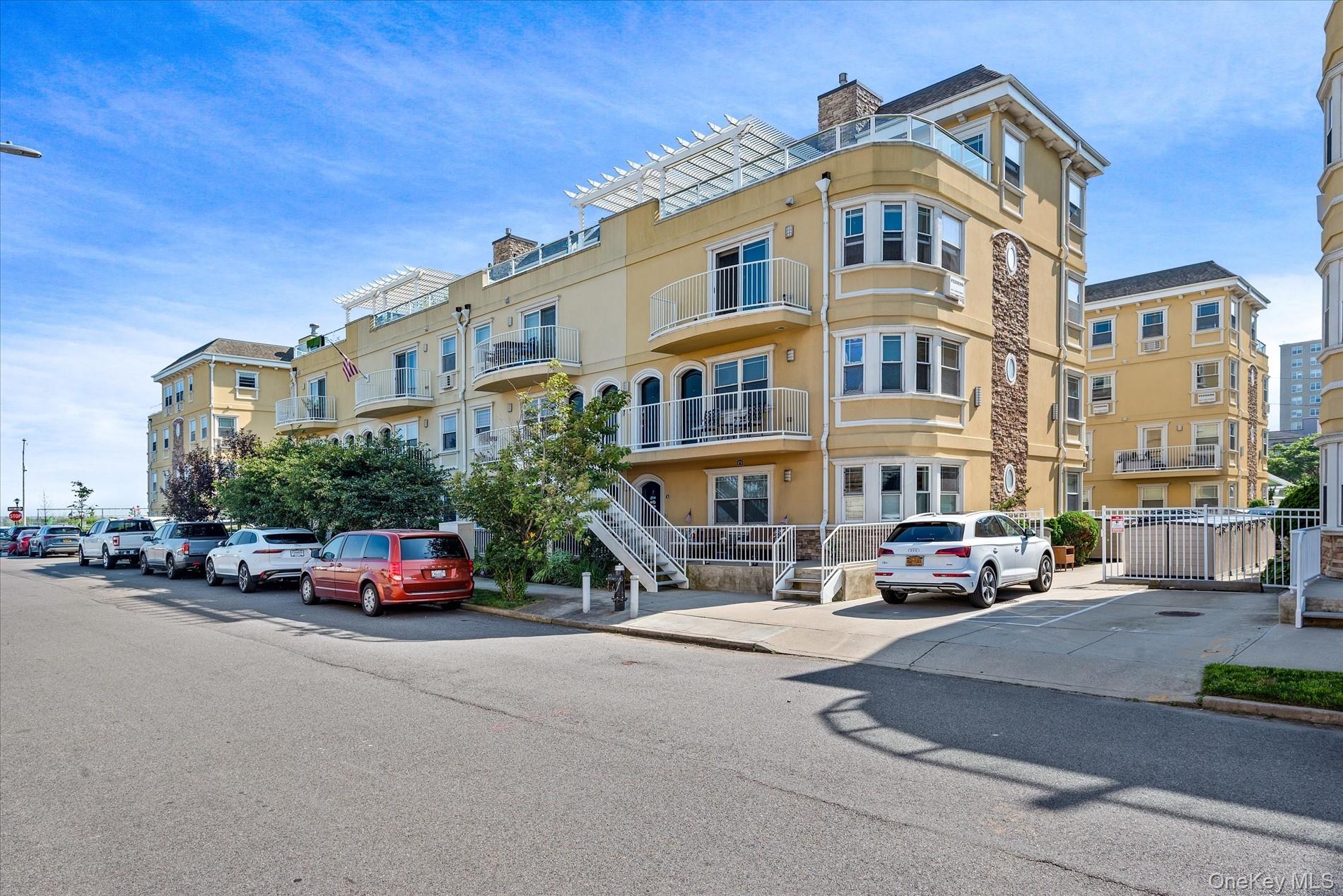 171 Beach 100th Street 9c Property Photo 2