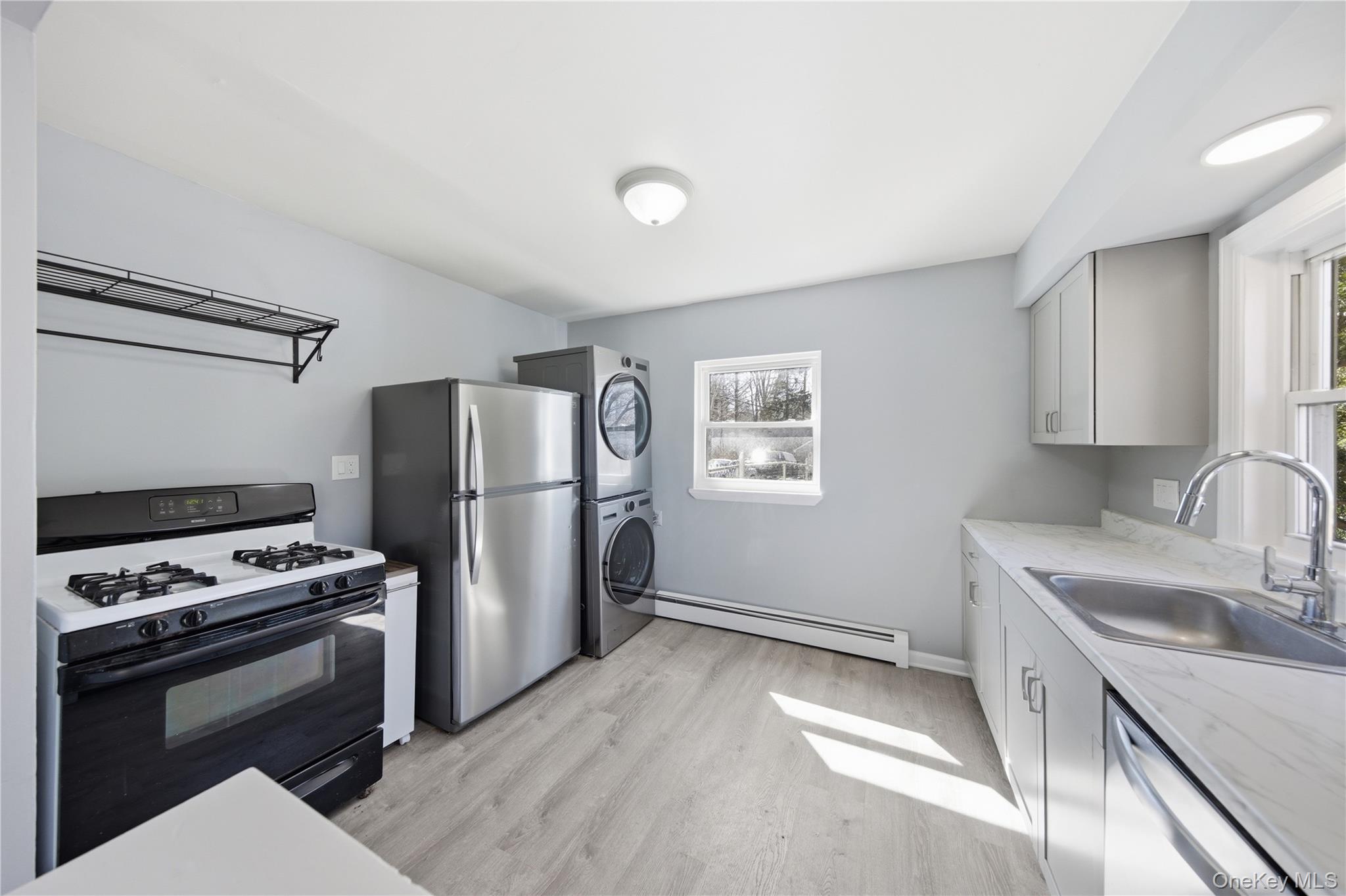 1100 State Route 17a Property Photo 5