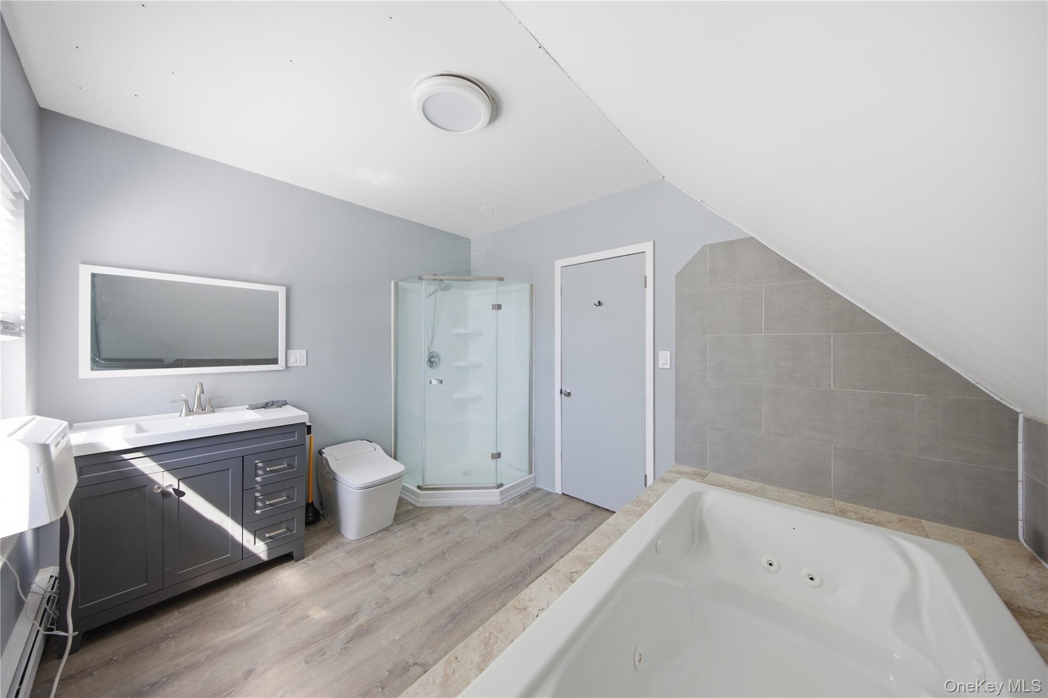 1100 State Route 17a Property Photo 21
